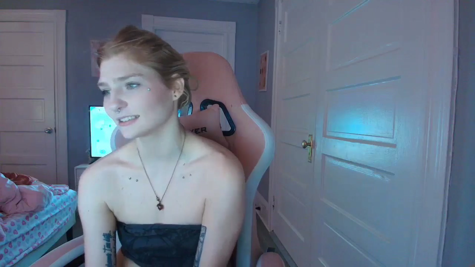 Gallery image thumbnail from DuckChan0's myfreecams stream on, 02/02/2026, 15:51 image 6 of 20