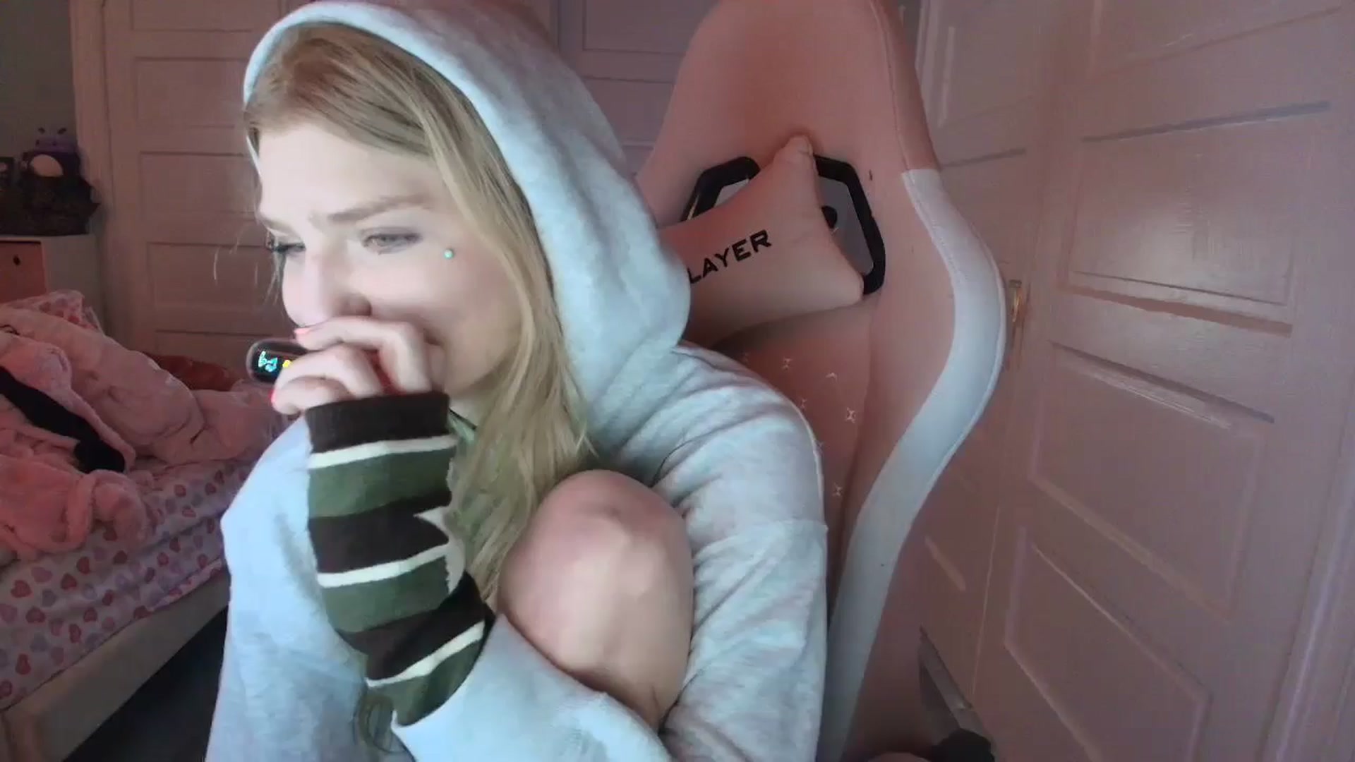Gallery image thumbnail from DuckChan0's myfreecams stream on, 02/02/2026, 16:24 image 6 of 20