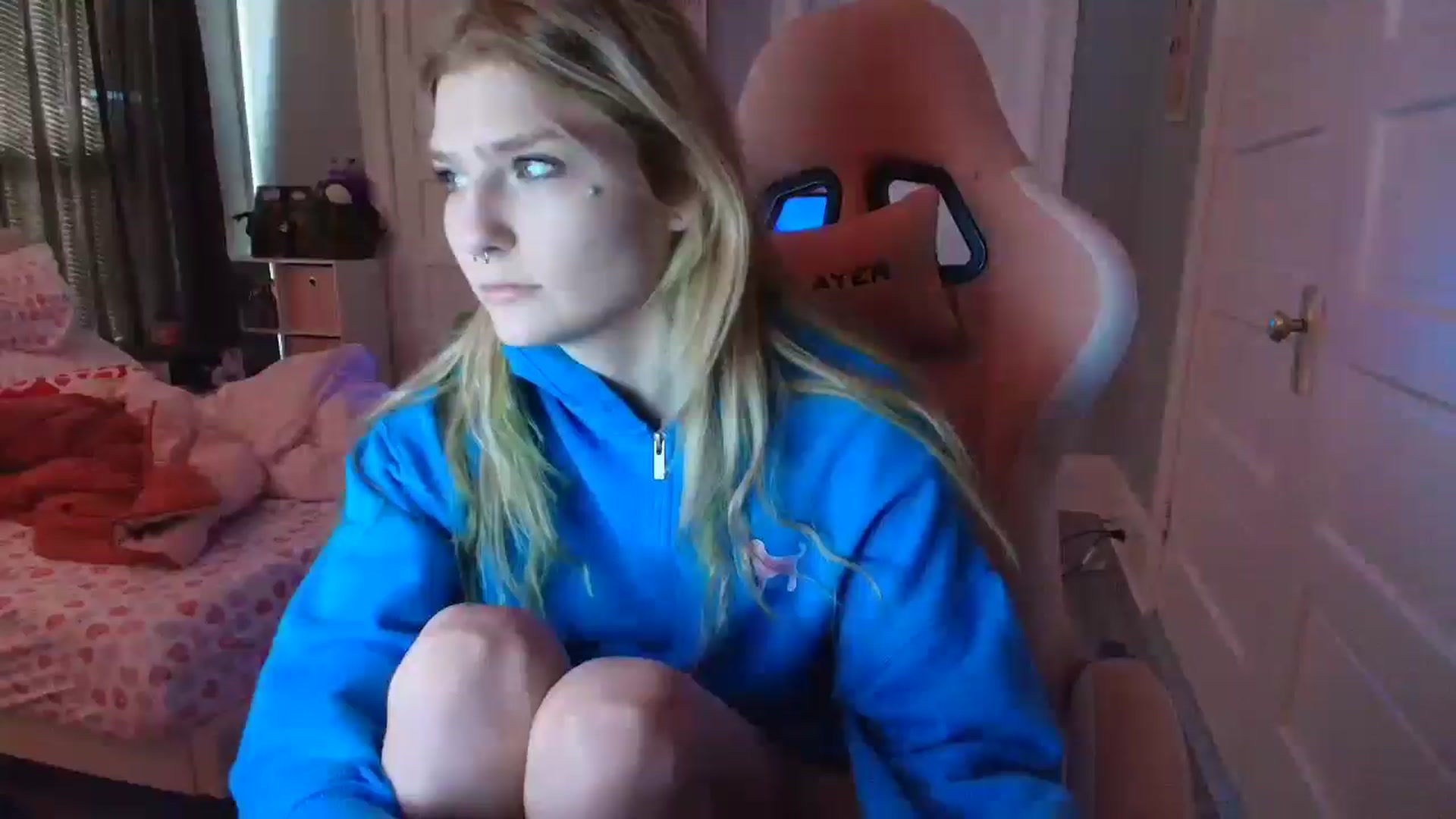 Gallery image thumbnail from DuckChan0's myfreecams stream on, 02/03/2026, 16:24 image 1 of 20