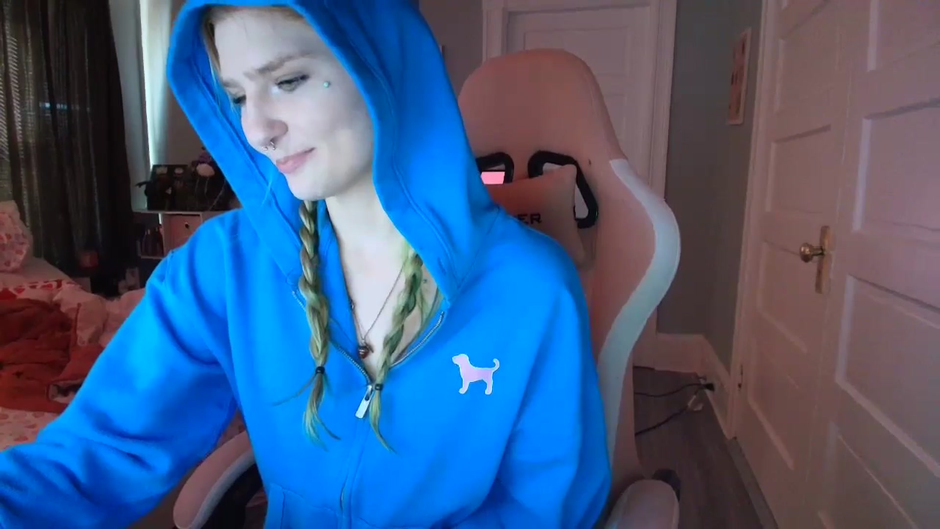 Gallery image thumbnail from DuckChan0's myfreecams stream on, 02/03/2026, 16:24 image 8 of 20