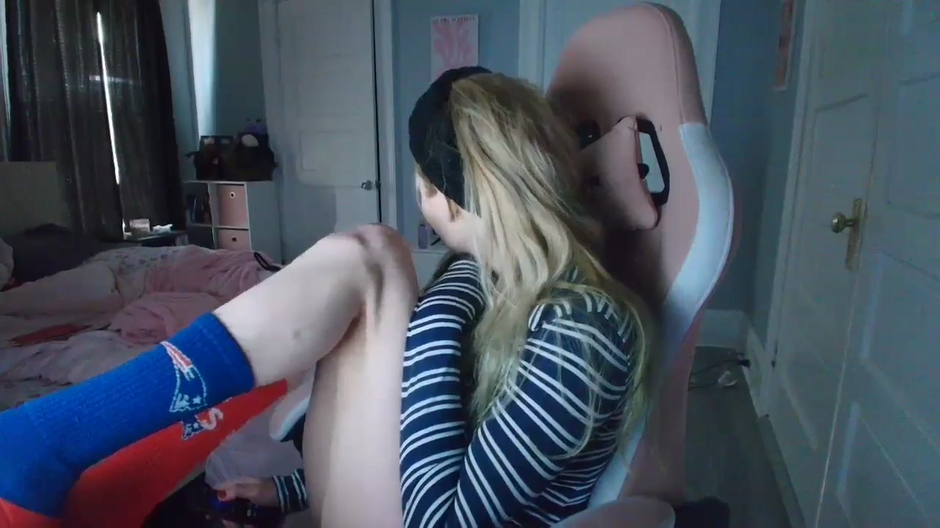 Gallery image thumbnail from DuckChan0's myfreecams stream on, 02/04/2026, 16:44 image 20 of 20