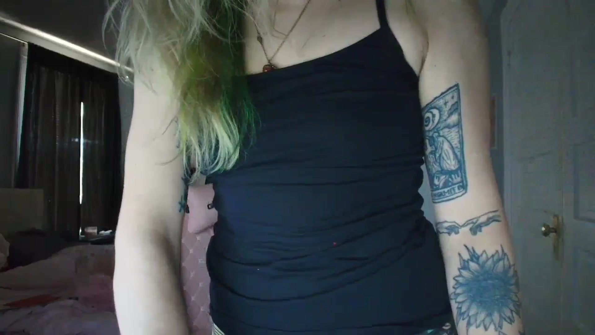 Gallery image thumbnail from DuckChan0's myfreecams stream on, 02/04/2026, 17:26 image 17 of 20