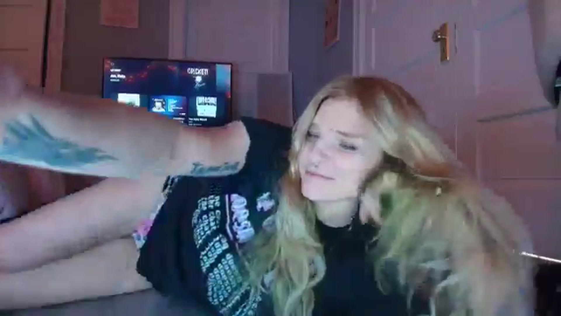 Gallery image thumbnail from DuckChan0's myfreecams stream on, 02/07/2026, 19:41 image 20 of 20
