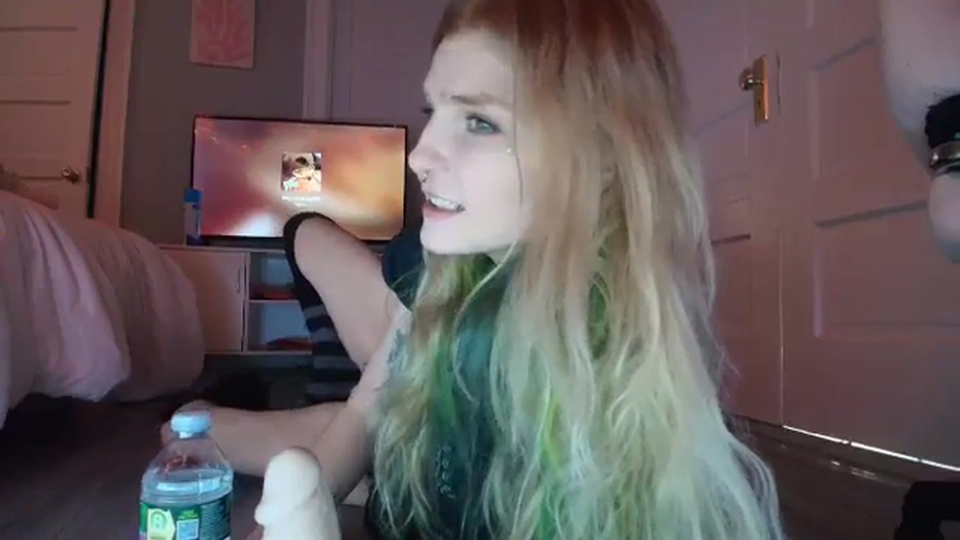 Gallery image thumbnail from DuckChan0's myfreecams stream on, 02/07/2026, 19:41 image 11 of 20