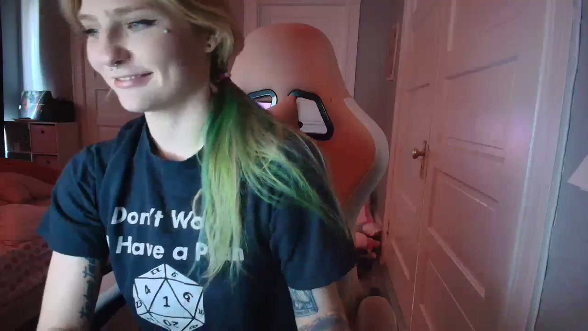 Gallery image thumbnail from DuckChan0's myfreecams stream on, 02/09/2026, 18:58 image 5 of 20