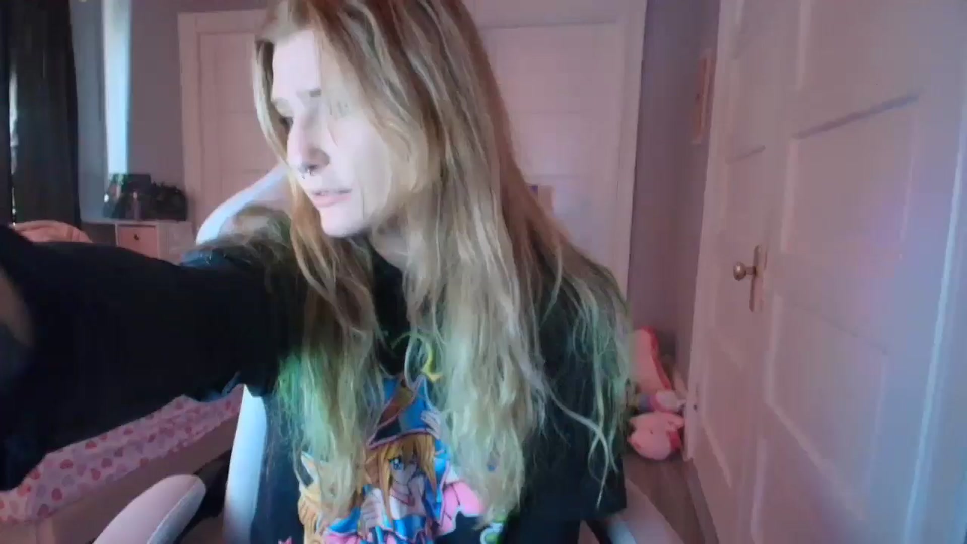 Gallery image thumbnail from DuckChan0's myfreecams stream on, 02/11/2026, 17:42 image 3 of 20