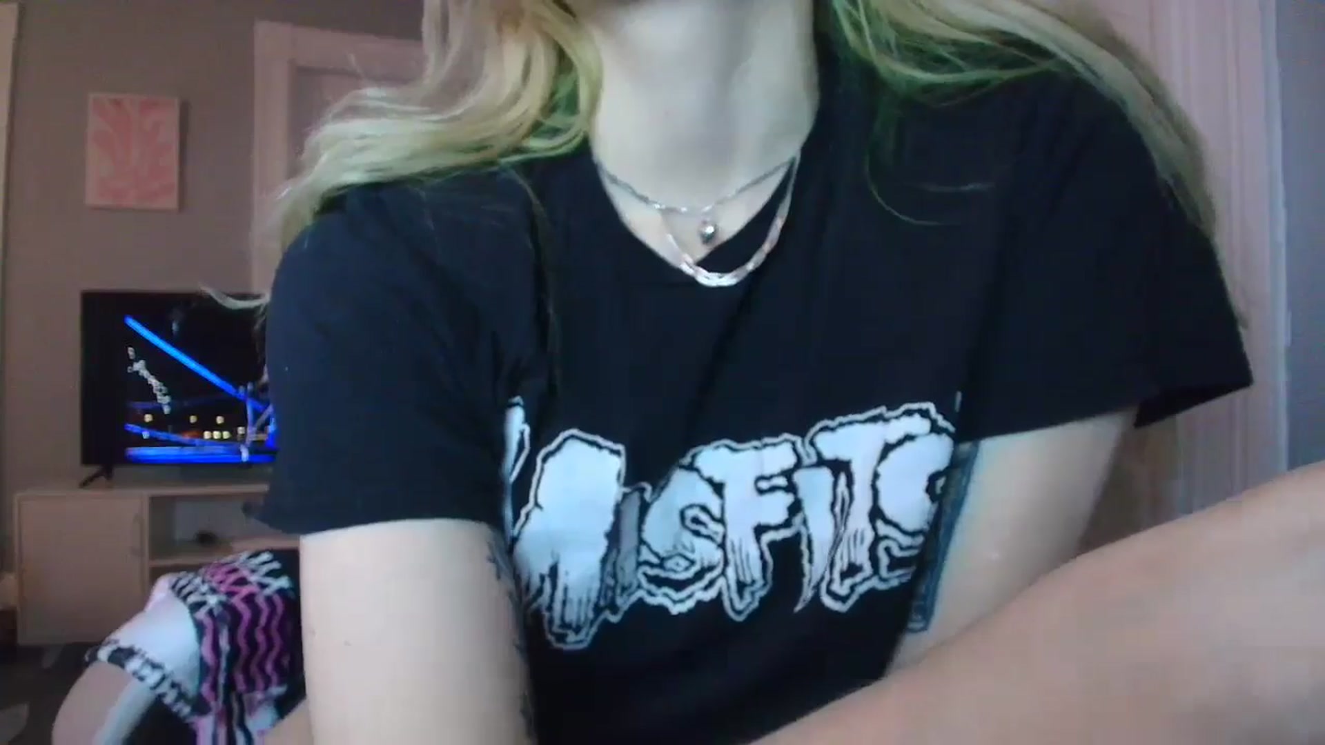 Gallery image thumbnail from DuckChan0's myfreecams stream on, 02/17/2026, 18:25 image 17 of 20