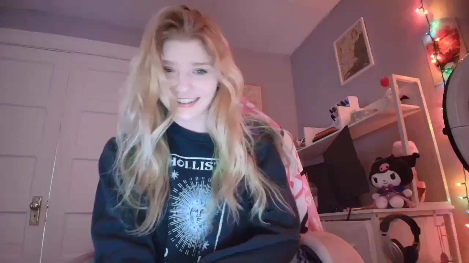 Gallery image thumbnail from DuckChan0's myfreecams stream on, 02/18/2026, 18:24 image 2 of 20