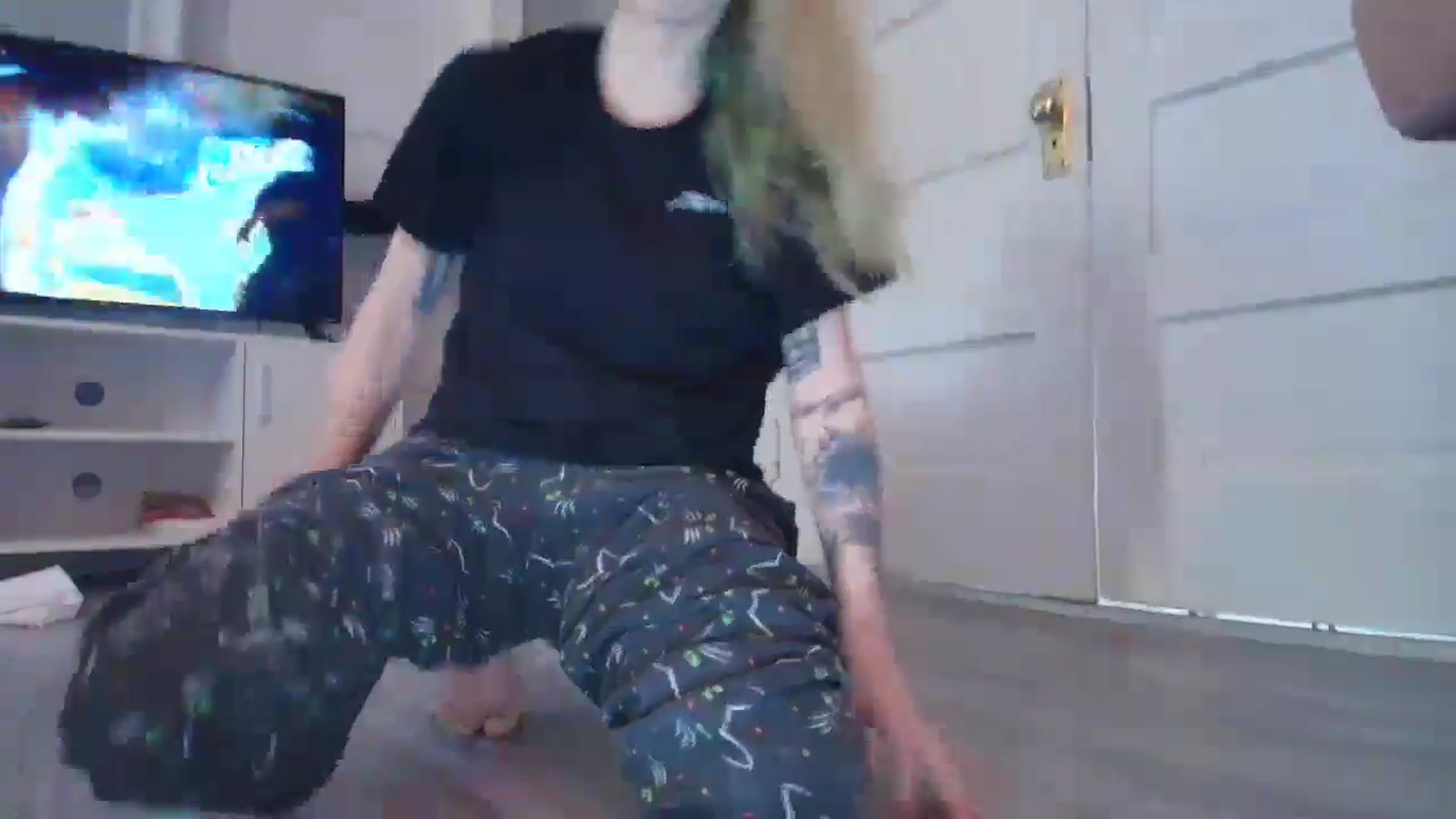 Gallery image thumbnail from DuckChan0's myfreecams stream on, 02/19/2026, 14:19 image 8 of 20