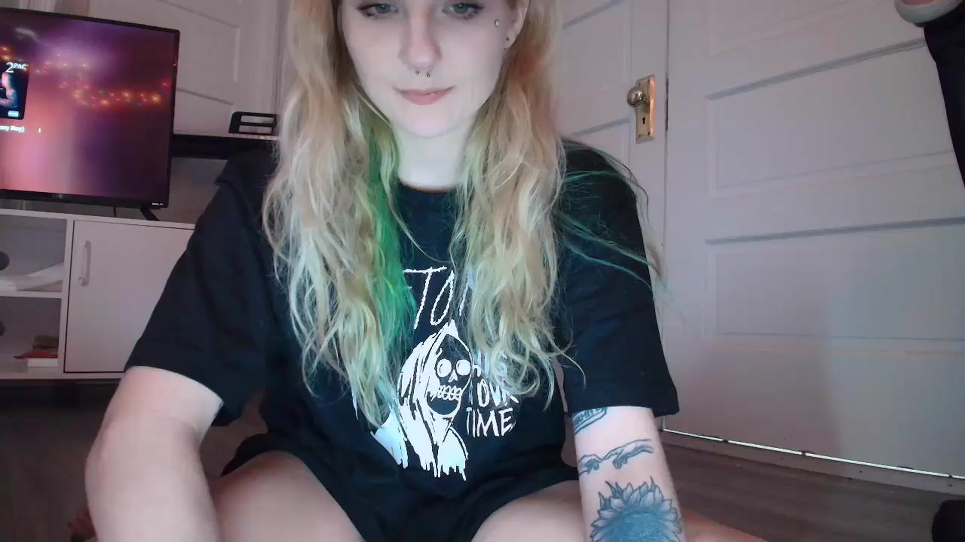 Gallery image thumbnail from DuckChan0's myfreecams stream on, 02/20/2026, 17:46 image 17 of 20