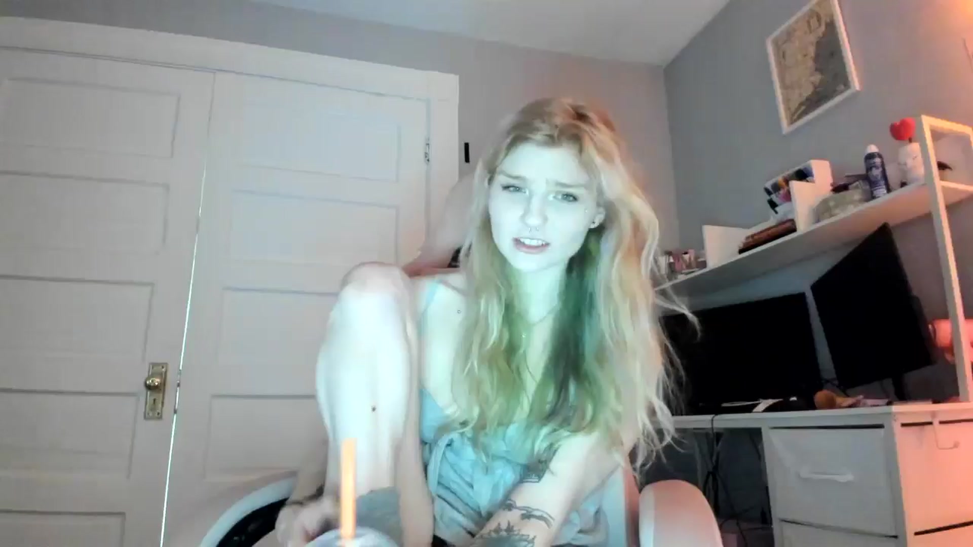 Gallery image thumbnail from DuckChan0's myfreecams stream on, 02/21/2026, 19:22 image 1 of 20