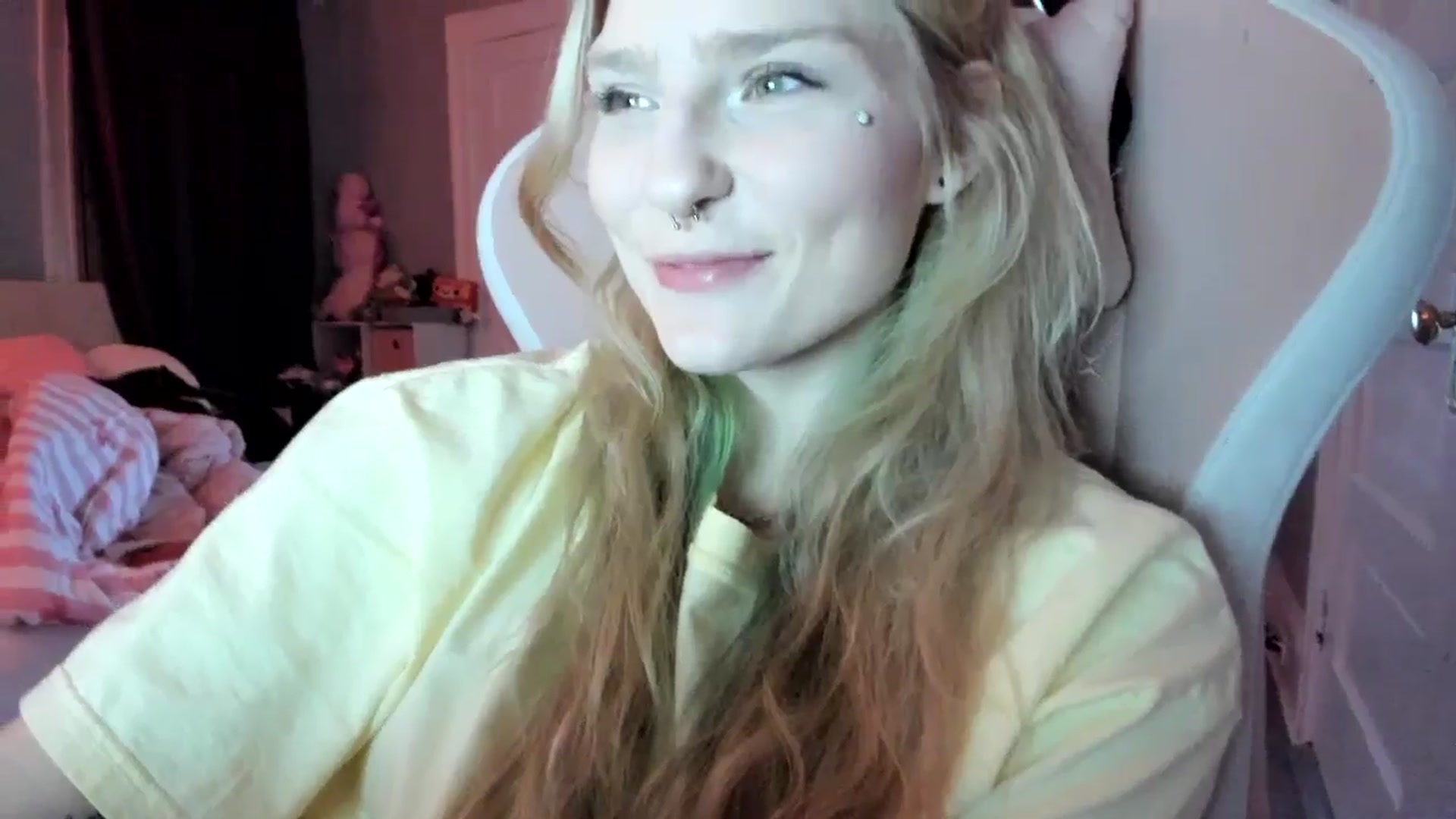 Gallery image thumbnail from DuckChan0's myfreecams stream on, 02/24/2026, 23:43 image 20 of 20
