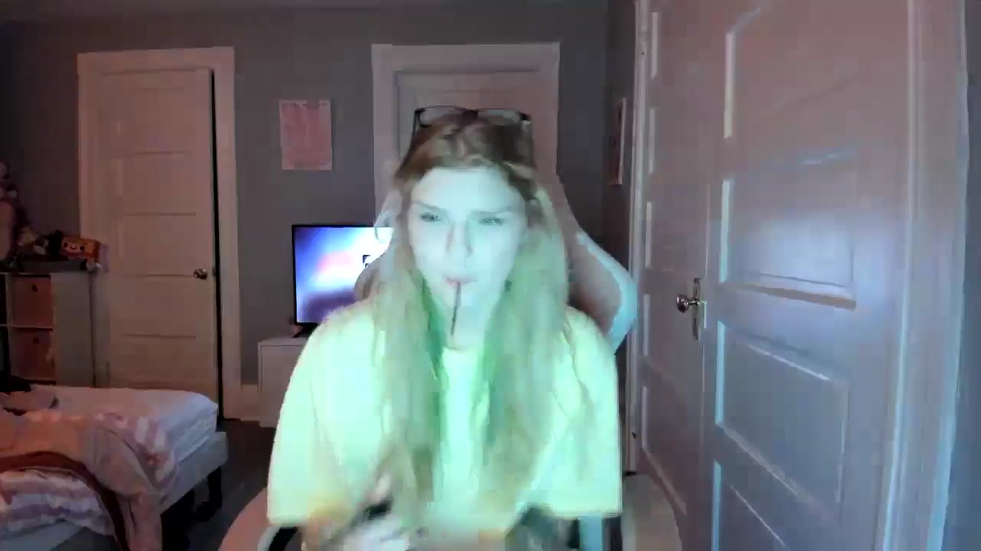 Gallery image thumbnail from DuckChan0's myfreecams stream on, 02/24/2026, 23:43 image 2 of 20