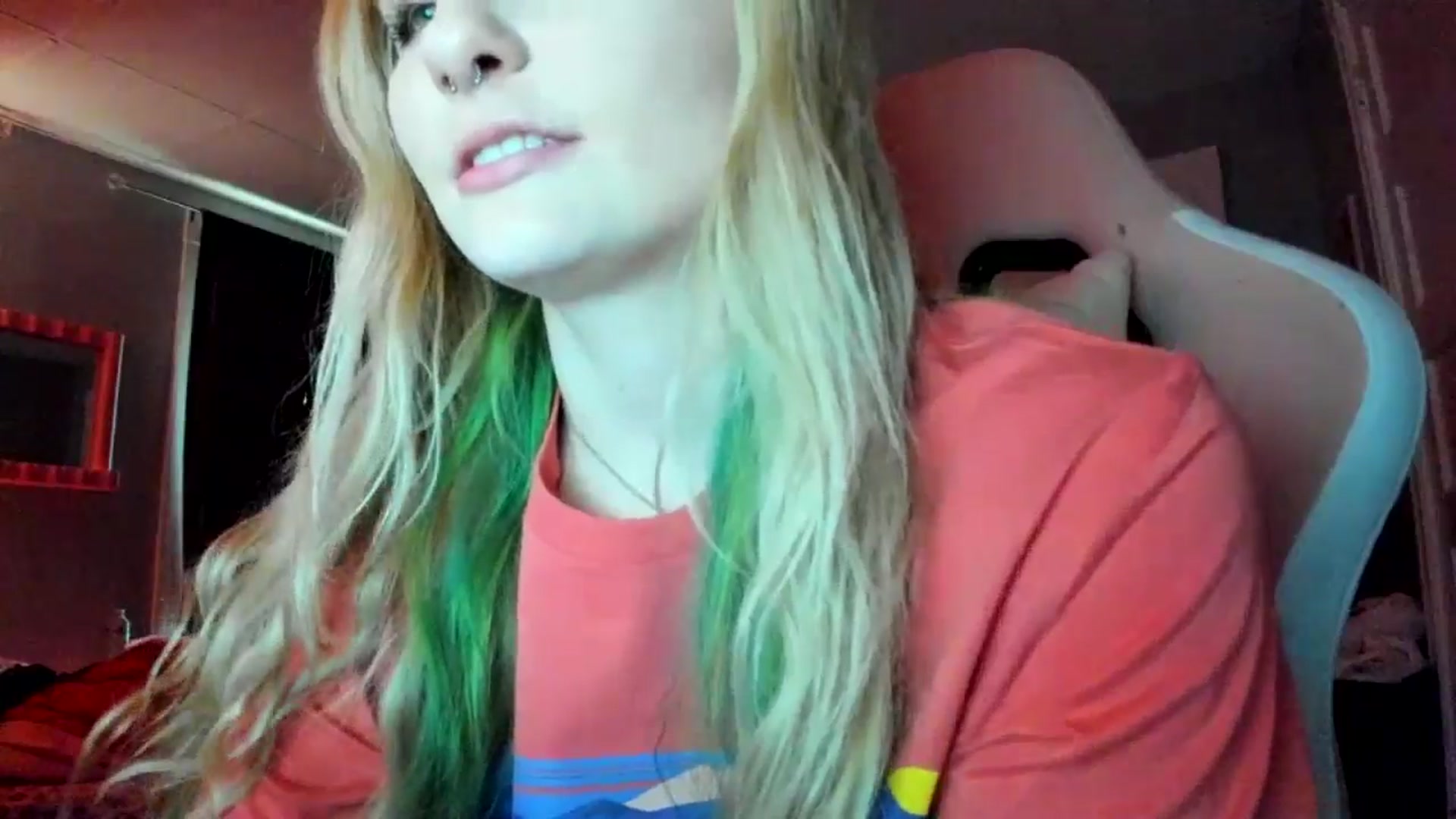 Gallery image thumbnail from DuckChan0's myfreecams stream on, 03/03/2026, 19:59 image 2 of 20