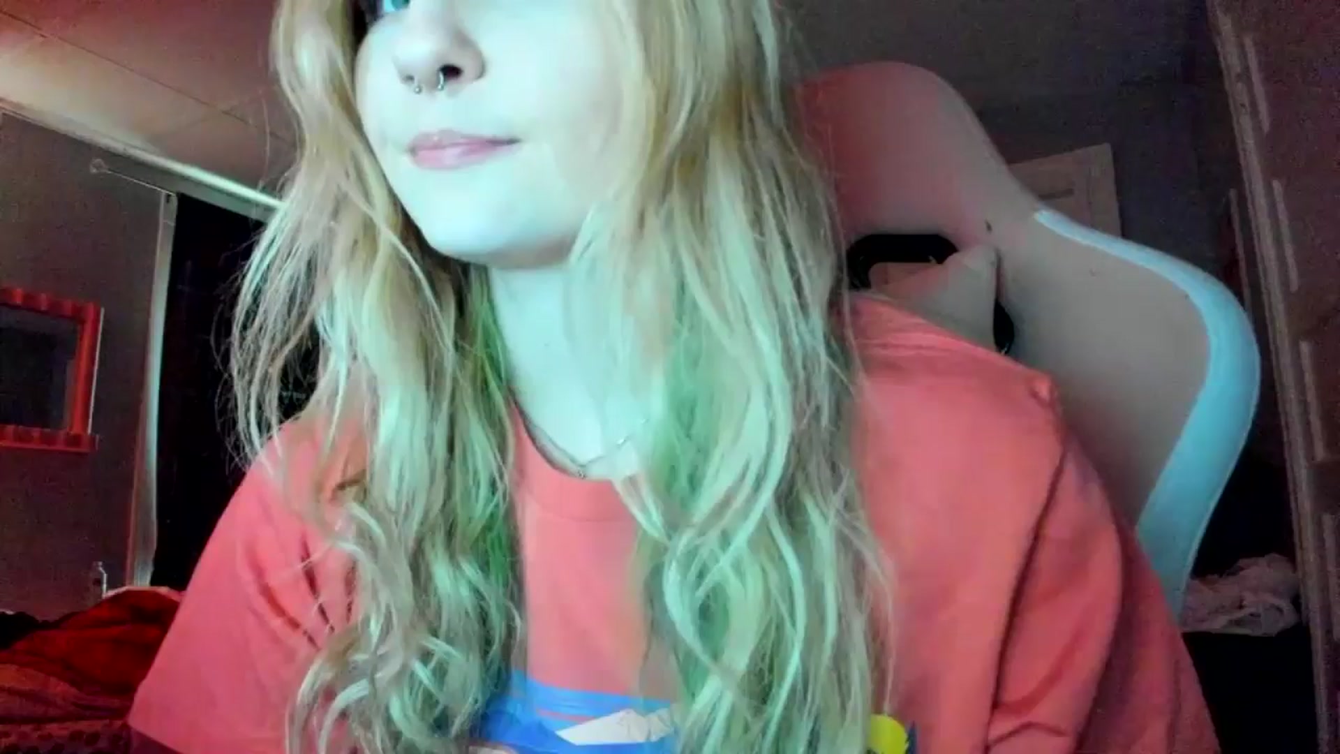 Gallery image thumbnail from DuckChan0's myfreecams stream on, 03/03/2026, 19:59 image 1 of 20