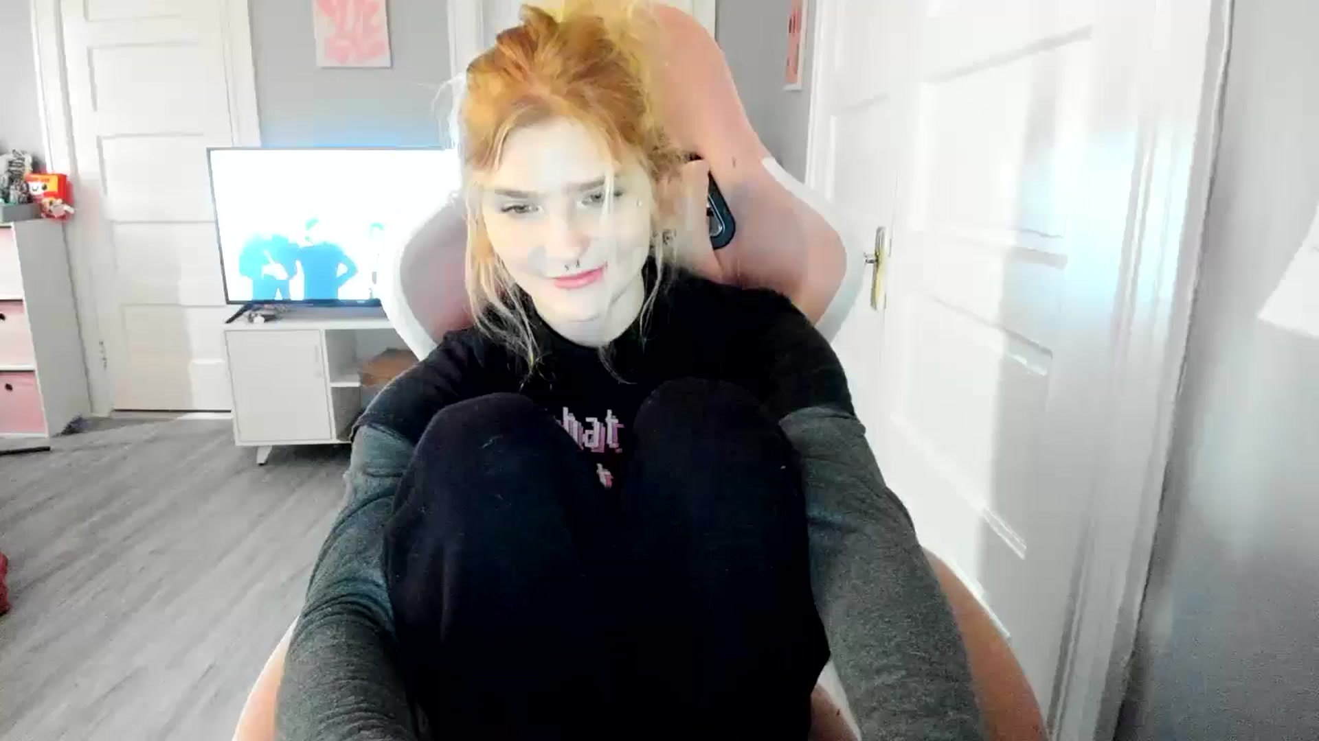 Gallery image thumbnail from DuckChan0's myfreecams stream on, 03/05/2026, 18:09 image 13 of 20