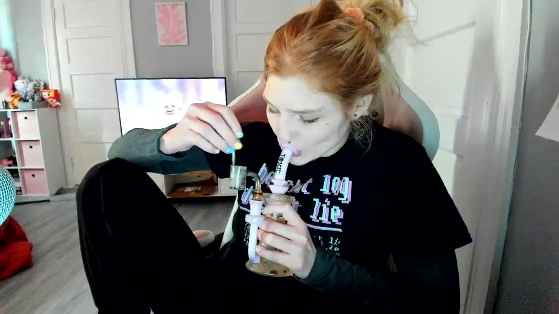 Gallery image thumbnail from DuckChan0's myfreecams stream on, 03/05/2026, 18:09 image 10 of 20