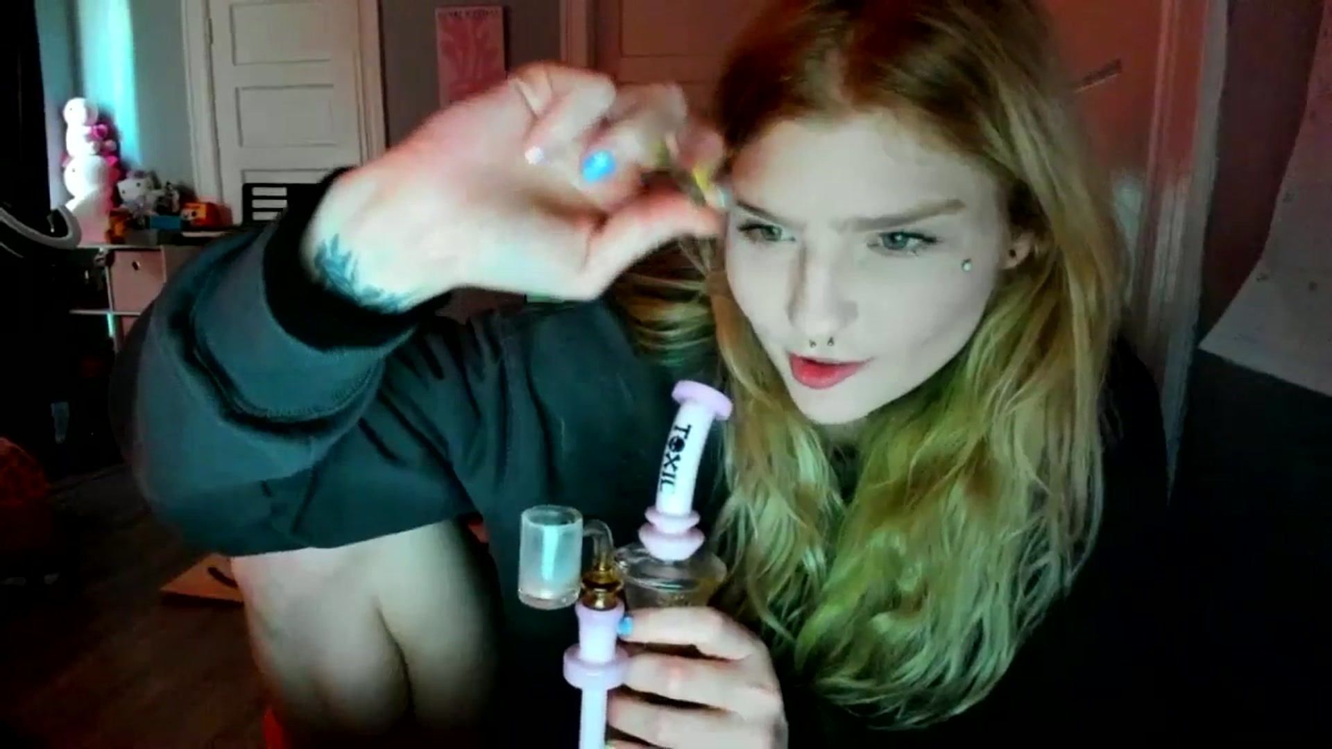 Gallery image thumbnail from DuckChan0's myfreecams stream on, 03/07/2026, 21:23 image 9 of 20