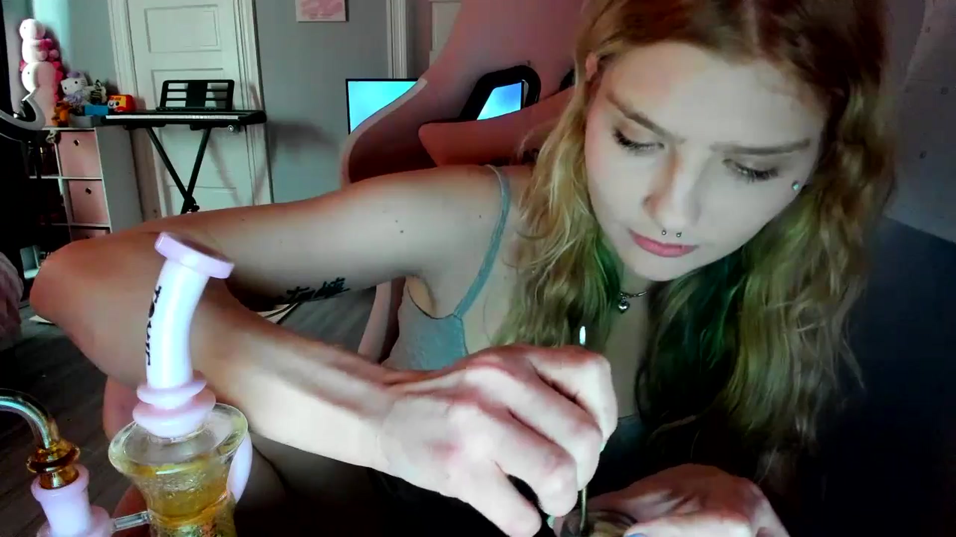 Gallery image thumbnail from DuckChan0's myfreecams stream on, 03/08/2026, 15:54 image 5 of 20