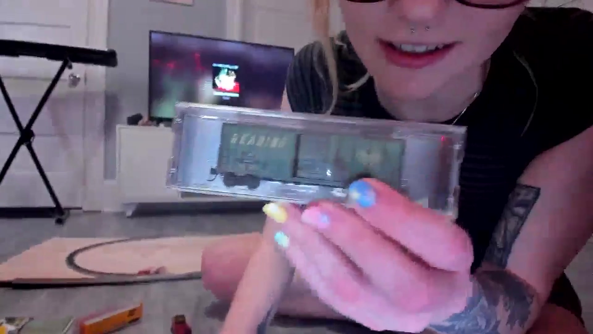 Gallery image thumbnail from DuckChan0's myfreecams stream on, 03/10/2026, 15:39 image 7 of 20