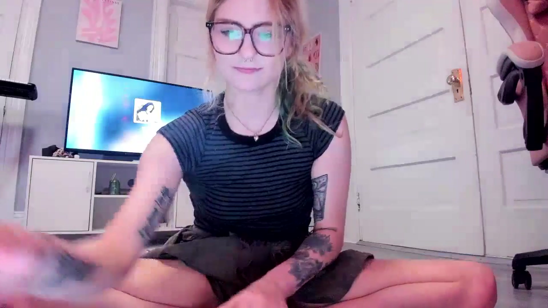 Gallery image thumbnail from DuckChan0's myfreecams stream on, 03/10/2026, 16:42 image 8 of 20