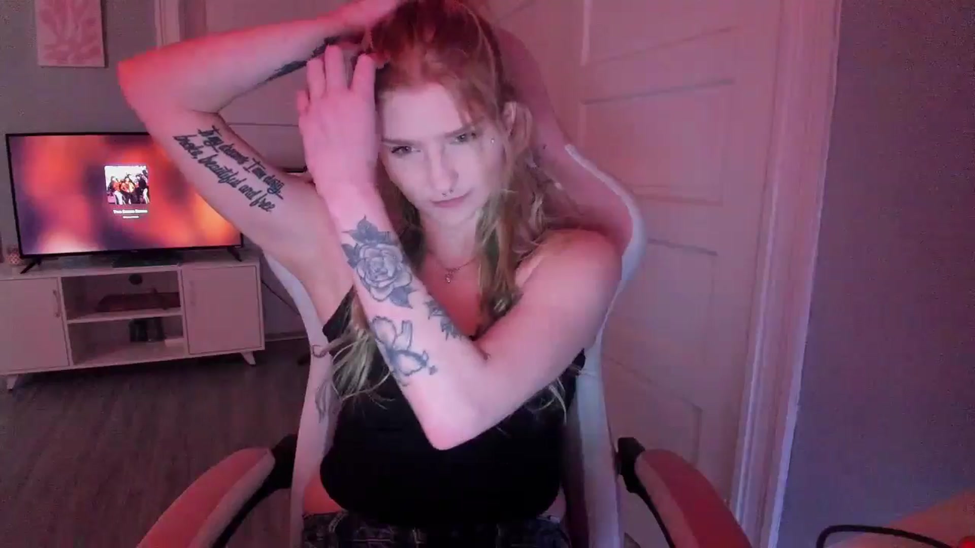 Gallery image thumbnail from DuckChan0's myfreecams stream on, 03/11/2026, 14:31 image 3 of 20