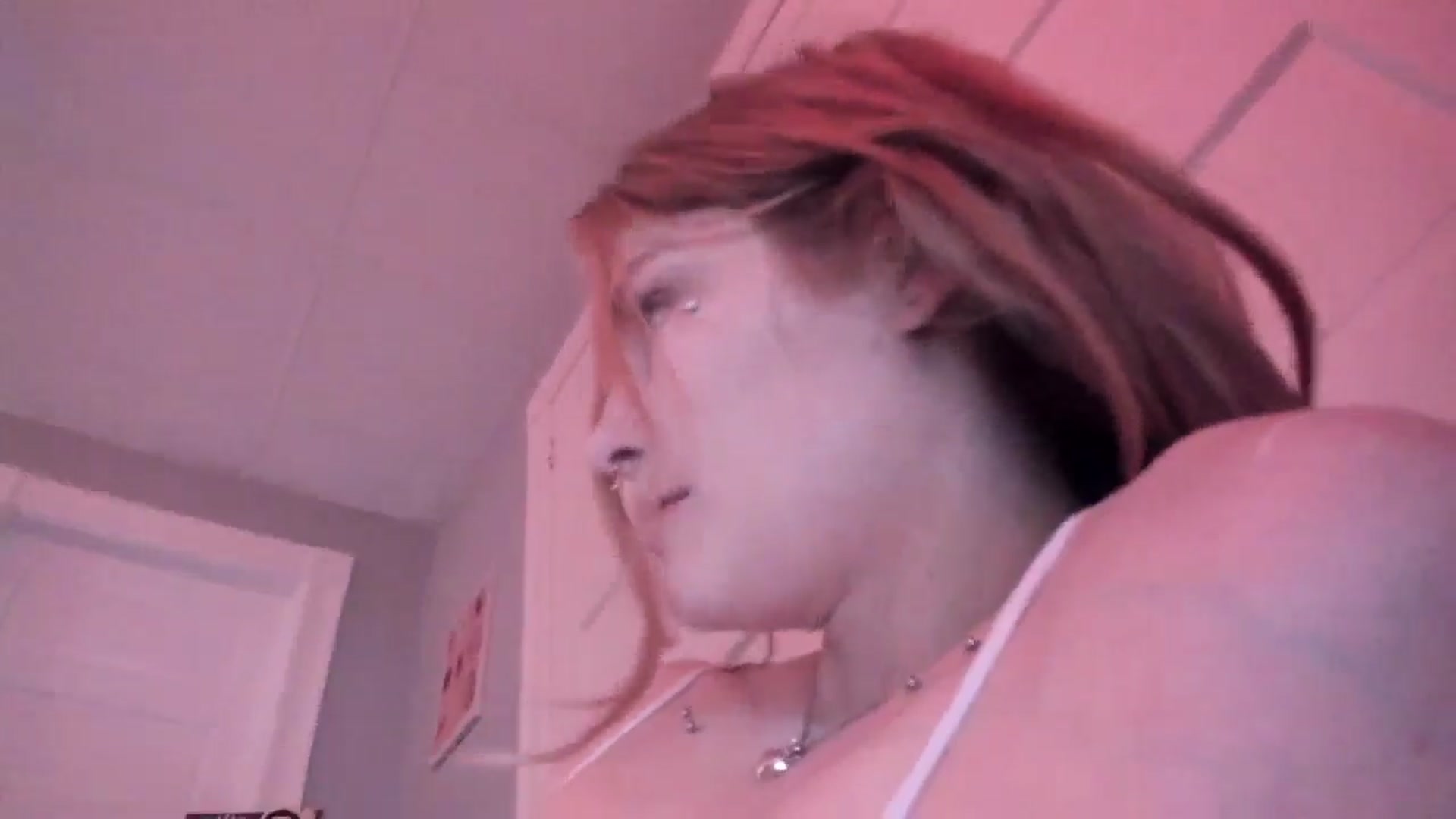 Gallery image thumbnail from DuckChan0's myfreecams stream on, 03/15/2026, 15:46 image 15 of 20