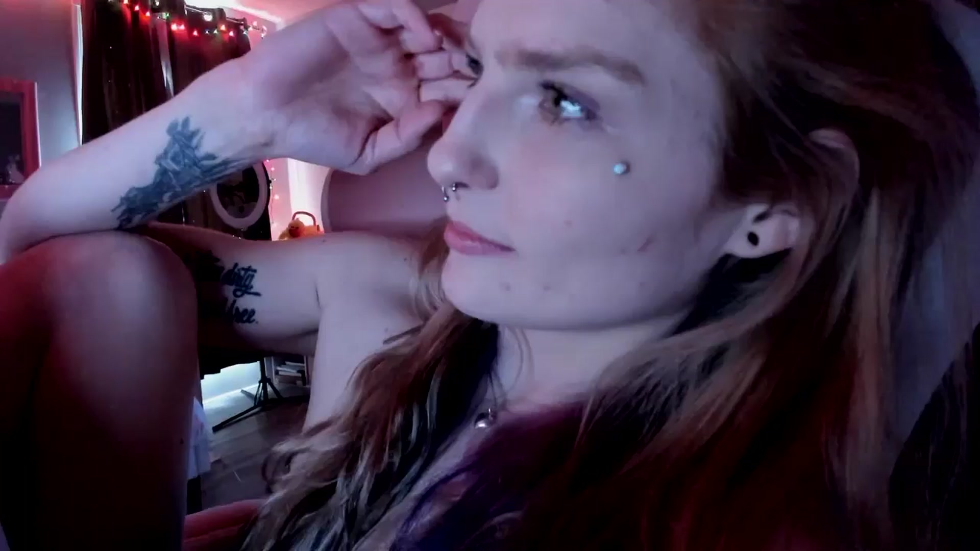 Gallery image thumbnail from DuckChan0's myfreecams stream on, 03/19/2026, 18:49 image 19 of 20
