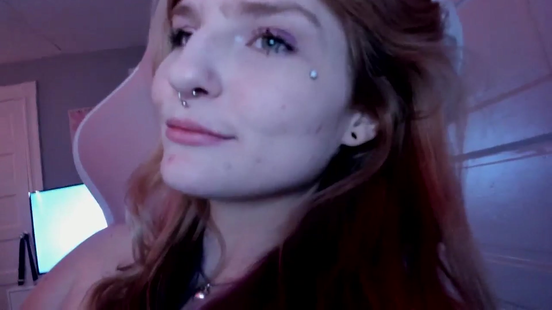 Gallery image thumbnail from DuckChan0's myfreecams stream on, 03/19/2026, 18:49 image 20 of 20