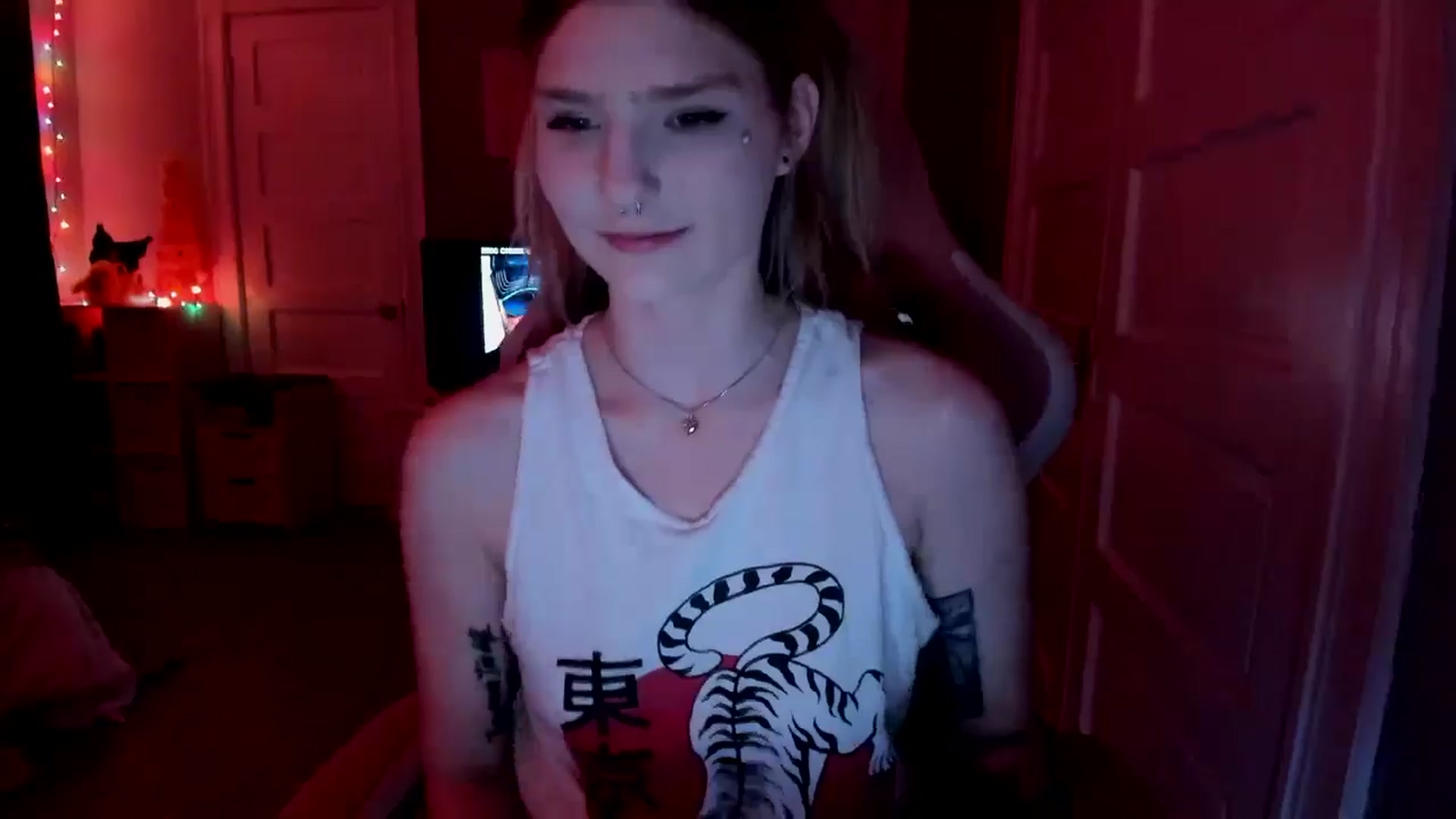 Gallery image thumbnail from DuckChan0's myfreecams stream on, 03/21/2026, 23:24 image 10 of 20