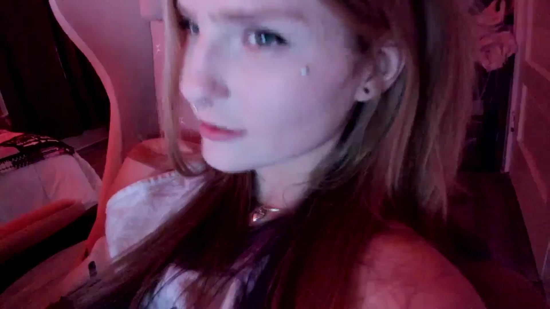 Gallery image thumbnail from DuckChan0's myfreecams stream on, 03/21/2026, 23:24 image 14 of 20