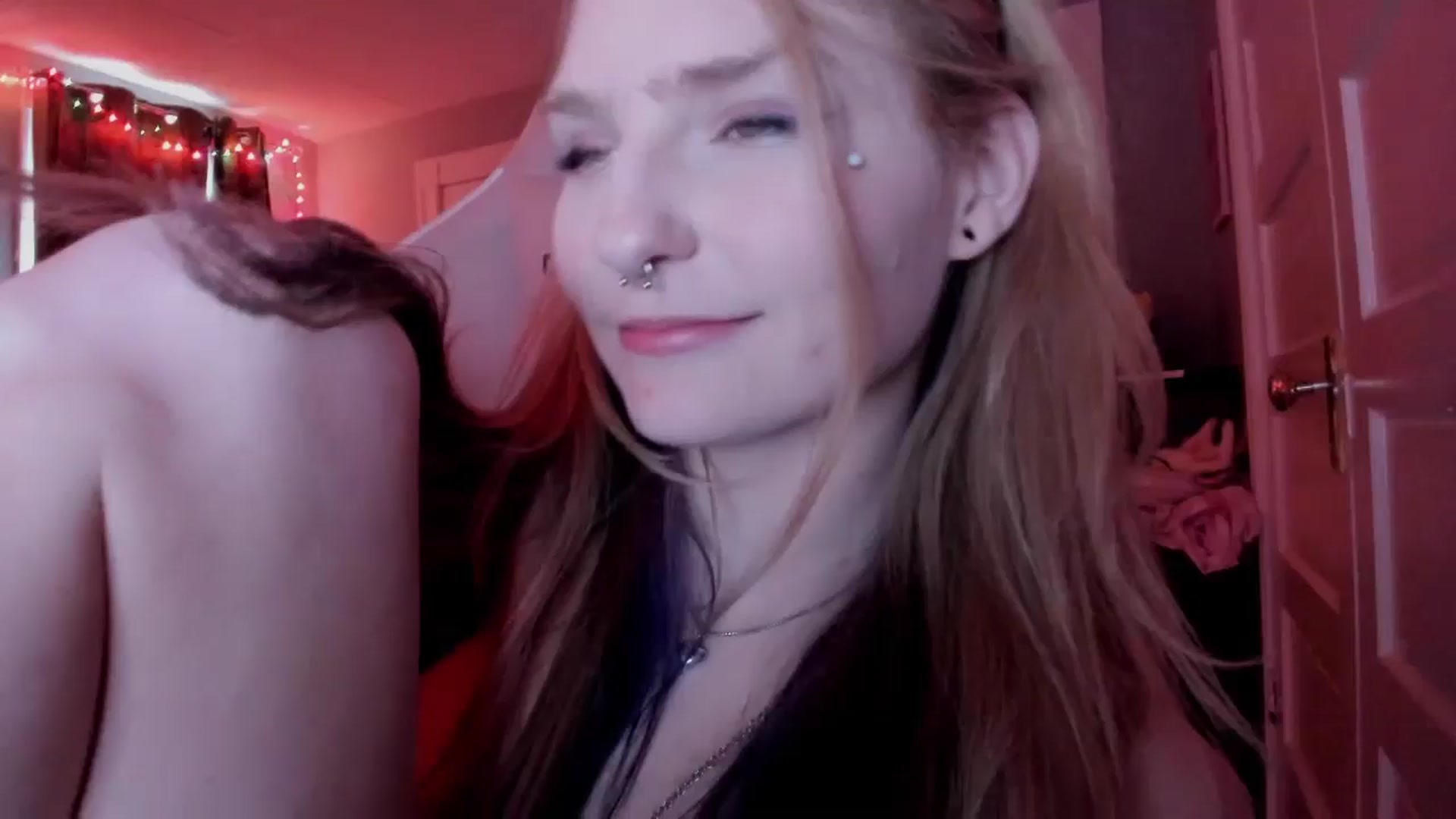Gallery image thumbnail from DuckChan0's myfreecams stream on, 03/22/2026, 19:04 image 10 of 20