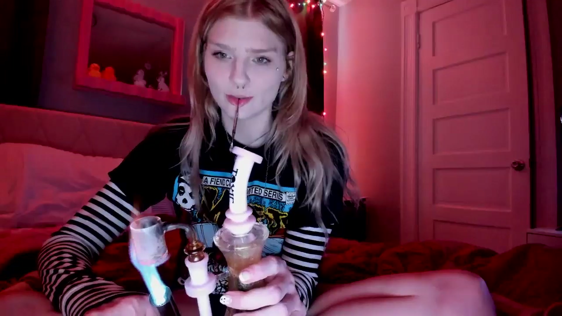 Gallery image thumbnail from DuckChan0's myfreecams stream on, 03/23/2026, 16:49 image 12 of 20