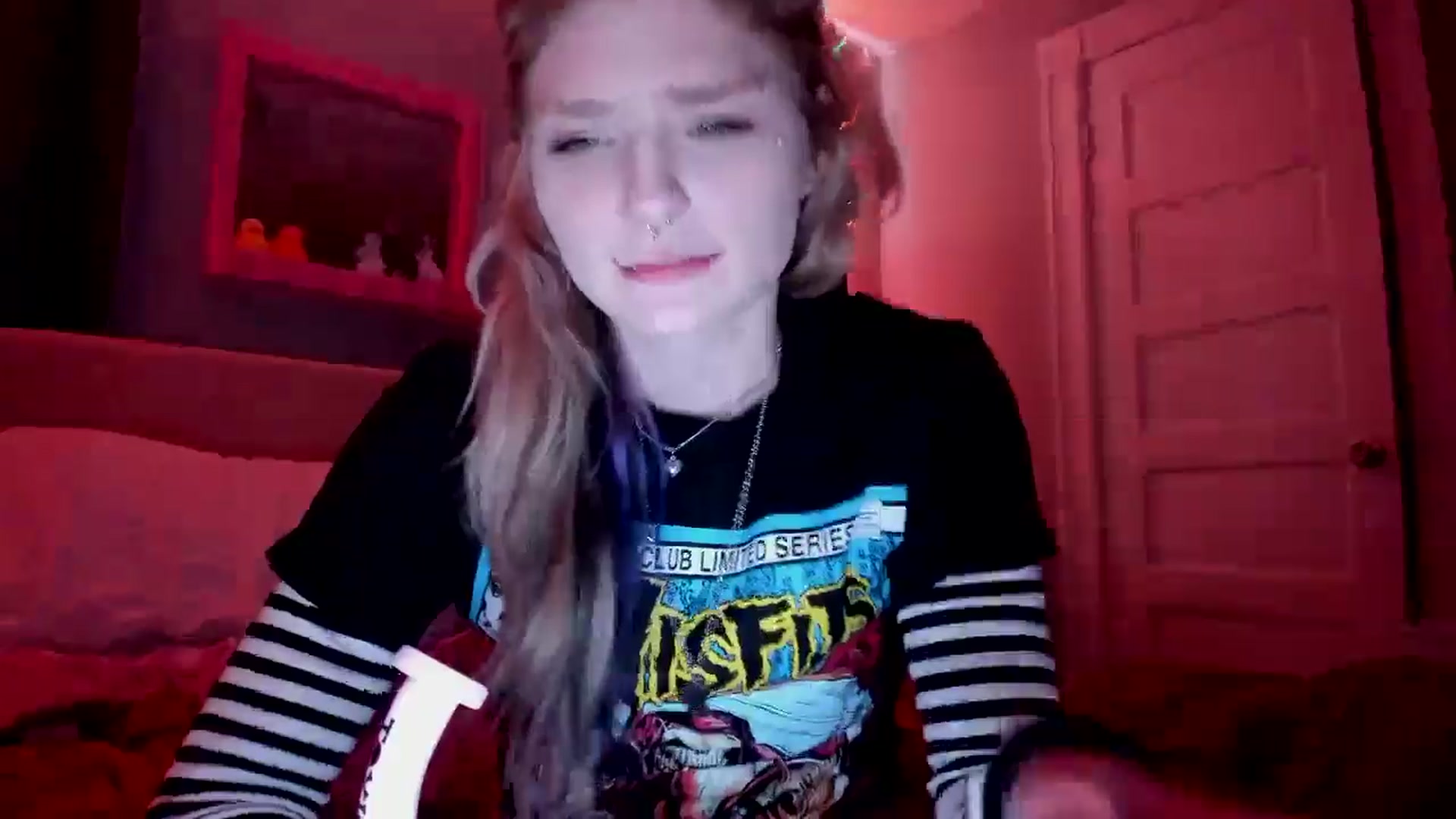Gallery image thumbnail from DuckChan0's myfreecams stream on, 03/23/2026, 17:33 image 2 of 20
