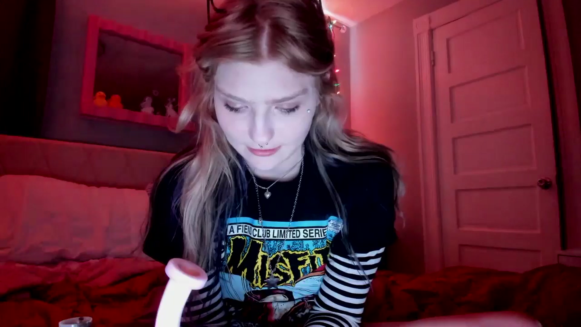 Gallery image thumbnail from DuckChan0's myfreecams stream on, 03/23/2026, 17:33 image 3 of 20