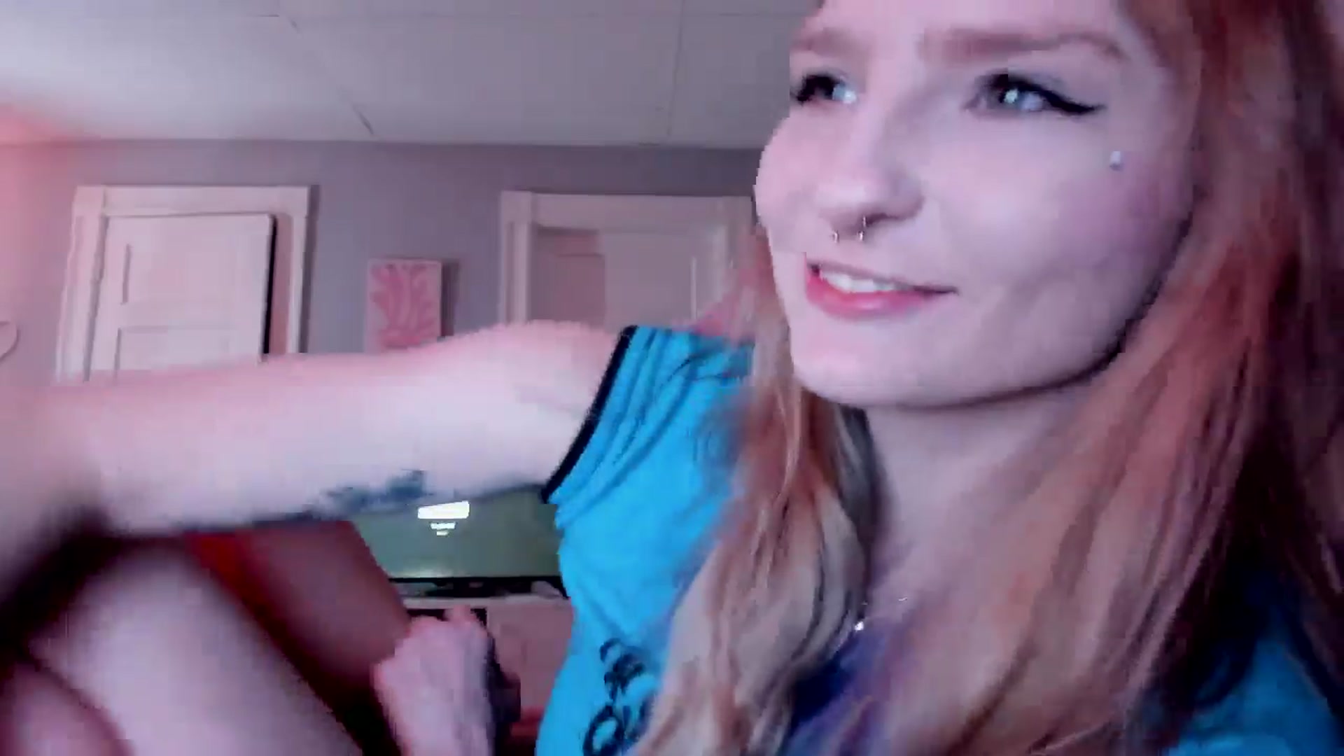 Gallery image thumbnail from DuckChan0's myfreecams stream on, 03/28/2026, 15:51 image 2 of 20