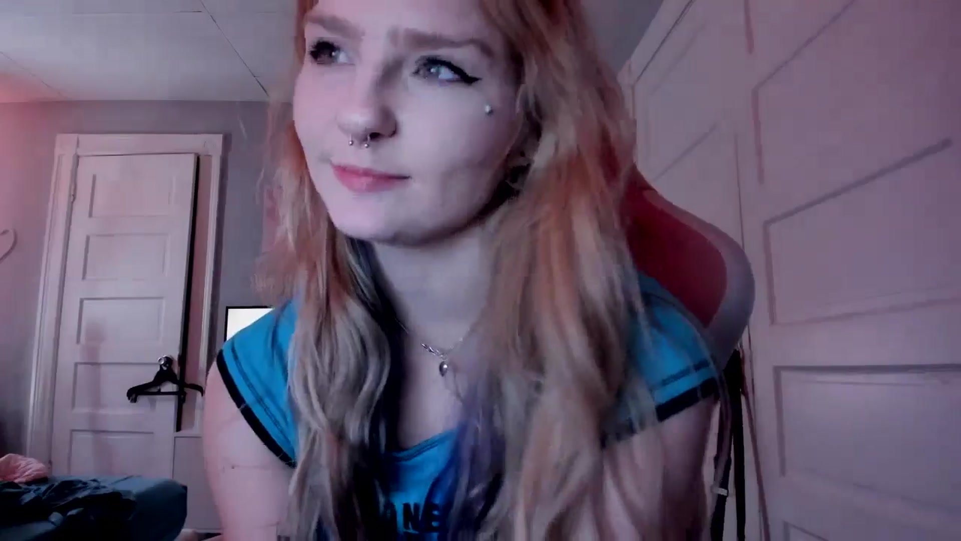 Gallery image thumbnail from DuckChan0's myfreecams stream on, 03/28/2026, 15:51 image 3 of 20