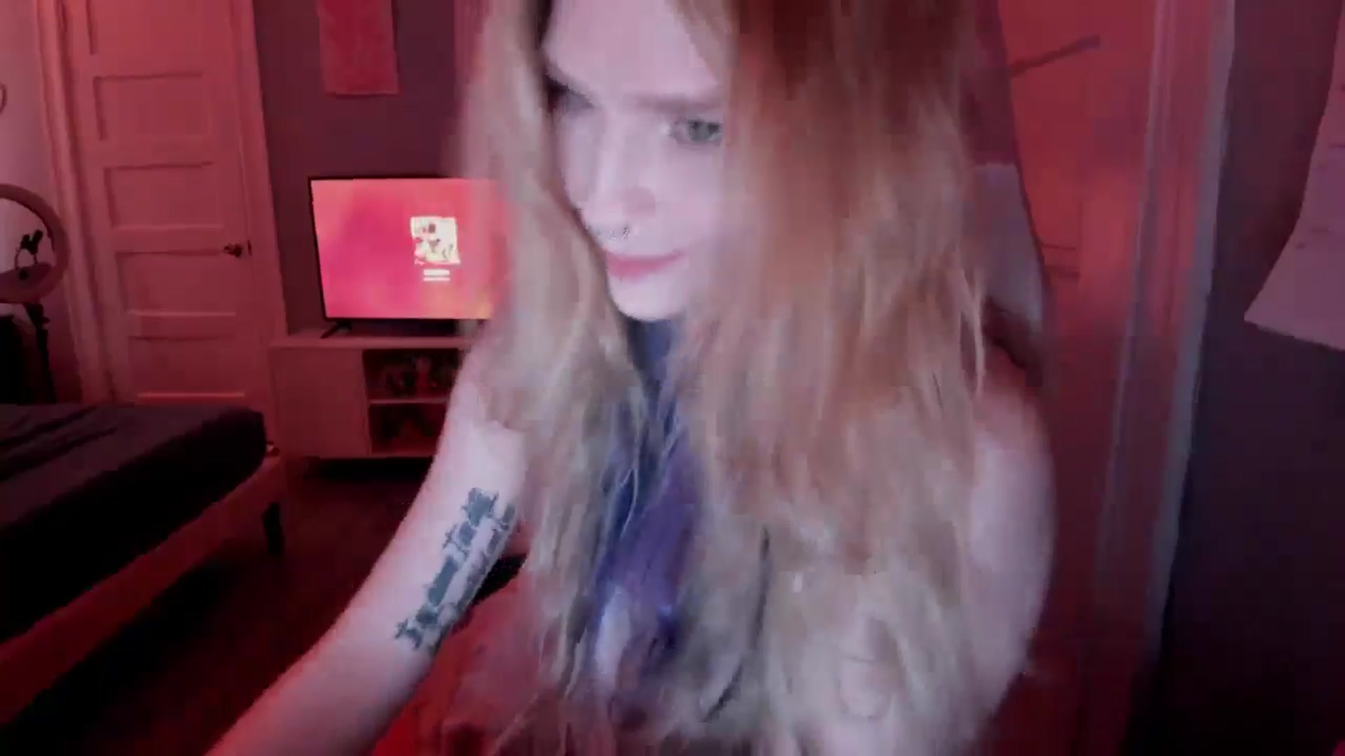Gallery image thumbnail from DuckChan0's myfreecams stream on, 03/31/2026, 15:37 image 13 of 20