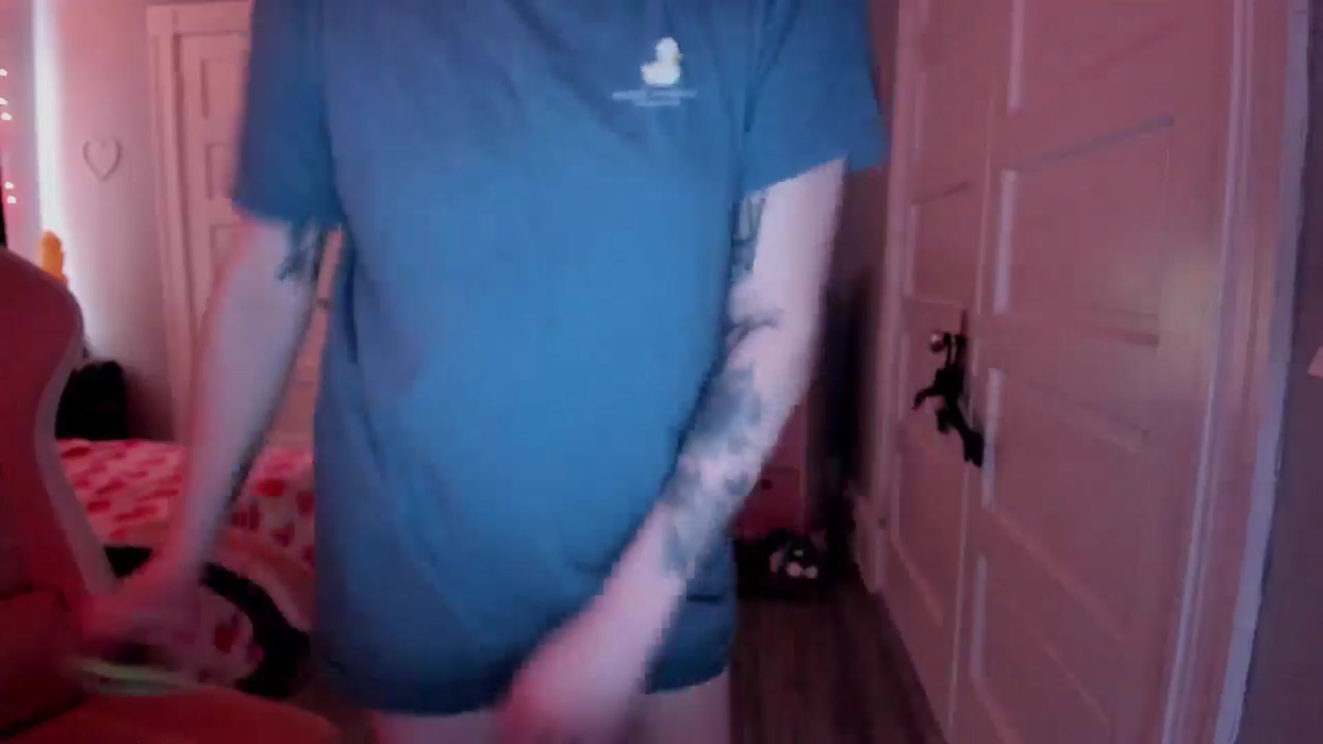 Gallery image thumbnail from DuckChan0's myfreecams stream on, 04/01/2026, 15:19 image 9 of 20