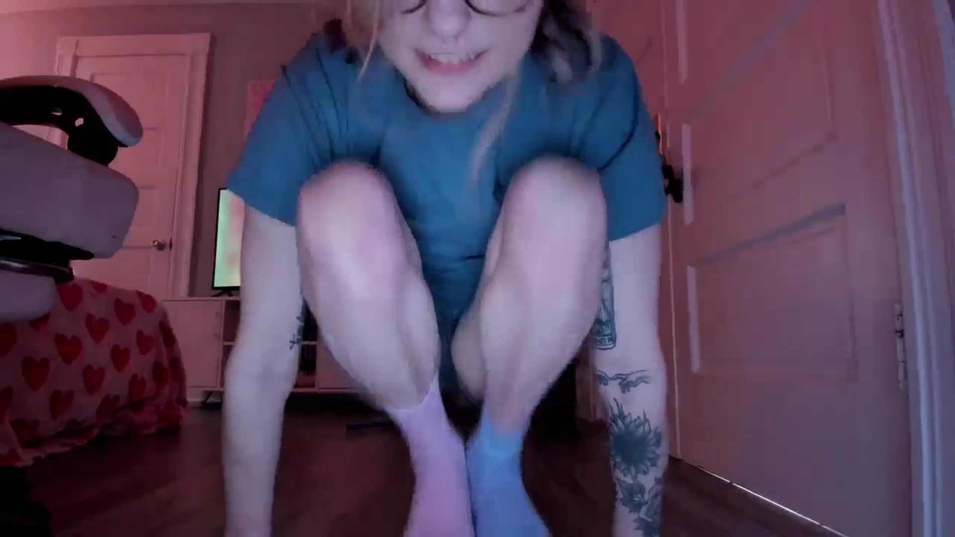 Gallery image thumbnail from DuckChan0's myfreecams stream on, 04/01/2026, 15:19 image 10 of 20