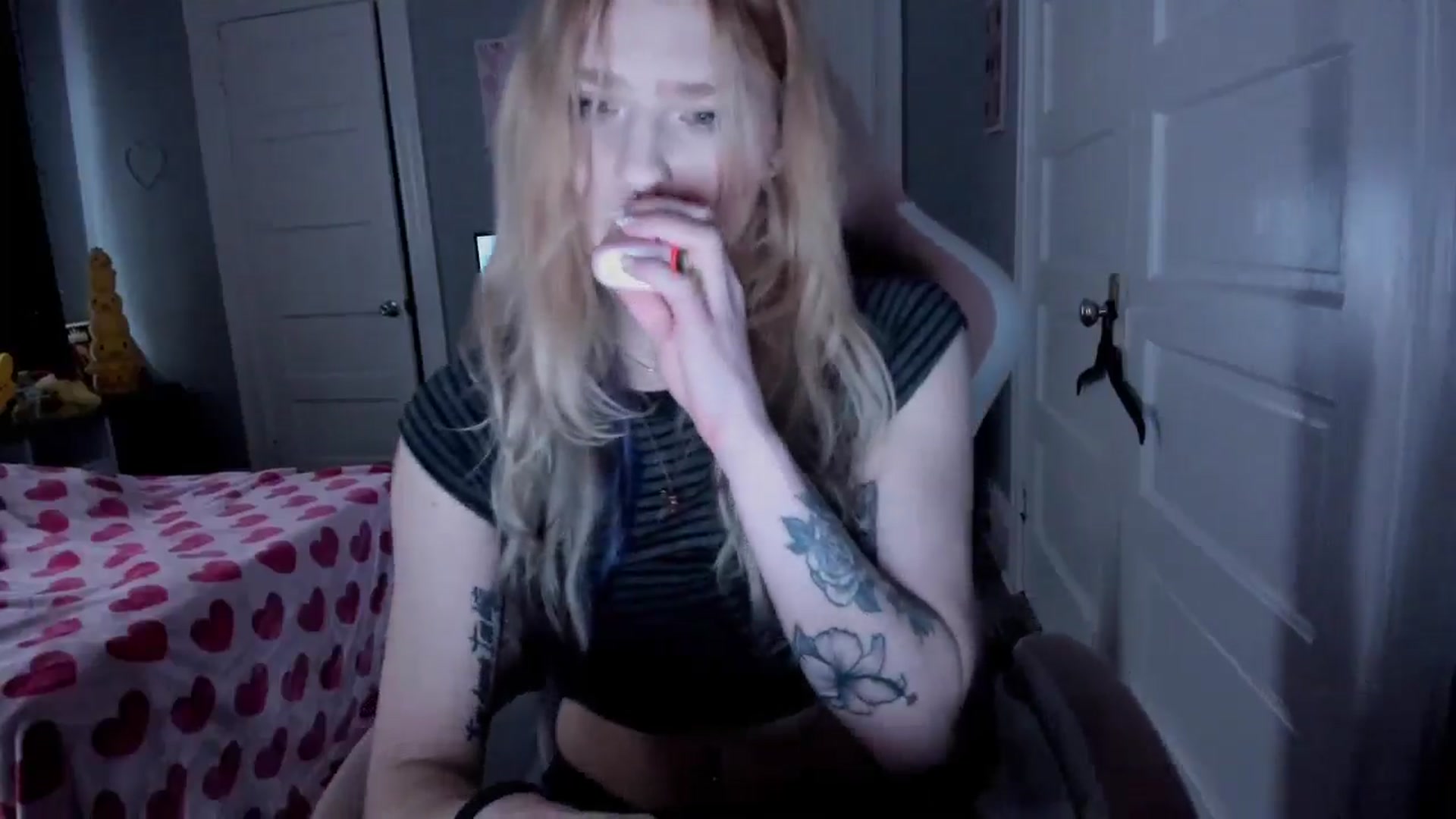 Gallery image thumbnail from DuckChan0's myfreecams stream on, 04/02/2026, 13:22 image 8 of 20