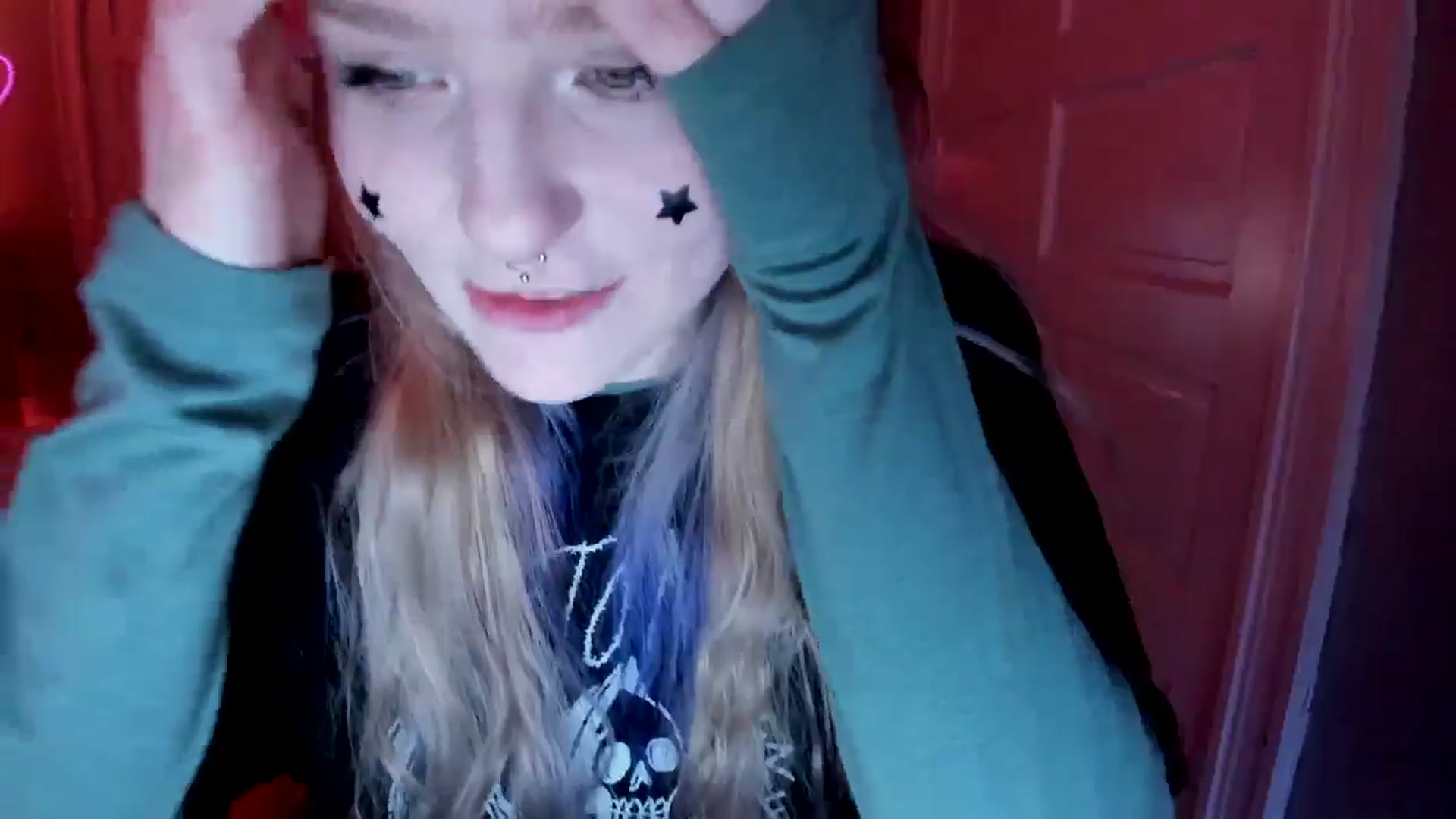 Gallery image thumbnail from DuckChan0's myfreecams stream on, 04/07/2026, 16:00 image 11 of 20