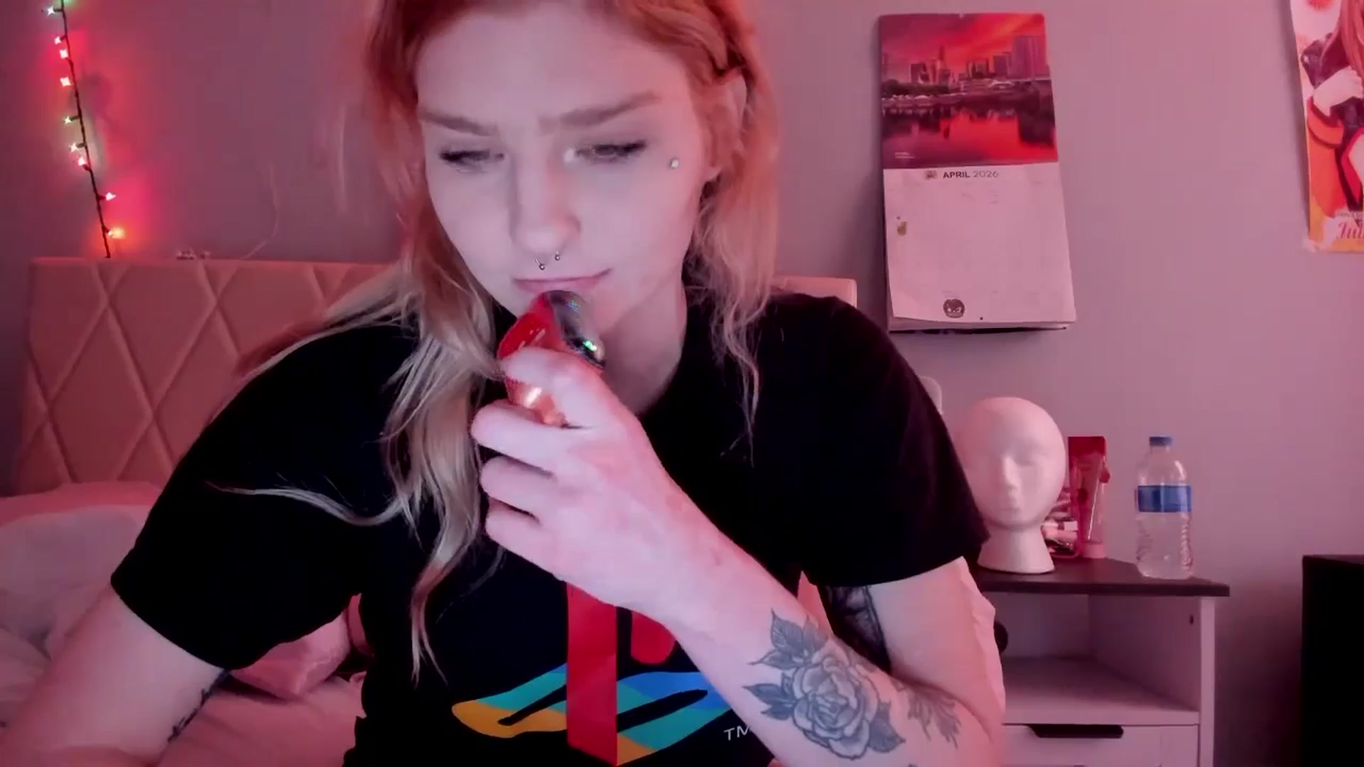 Gallery image thumbnail from DuckChan0's myfreecams stream on, 04/13/2026, 17:15 image 3 of 20