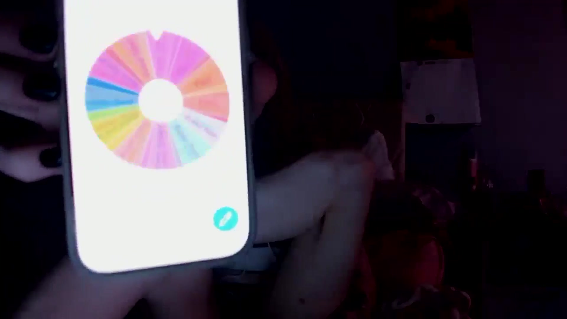 Gallery image thumbnail from DuckChan0's myfreecams stream on, 04/14/2026, 18:48 image 11 of 20