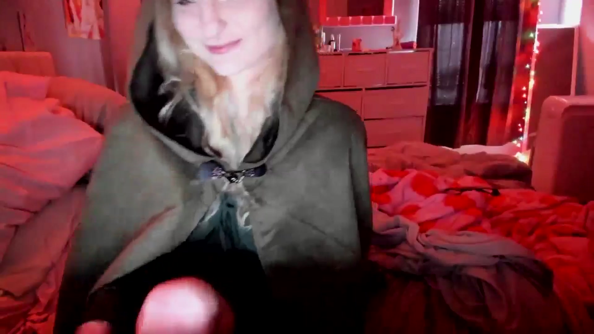Gallery image thumbnail from DuckChan0's myfreecams stream on, 05/08/2026, 16:42 image 5 of 20