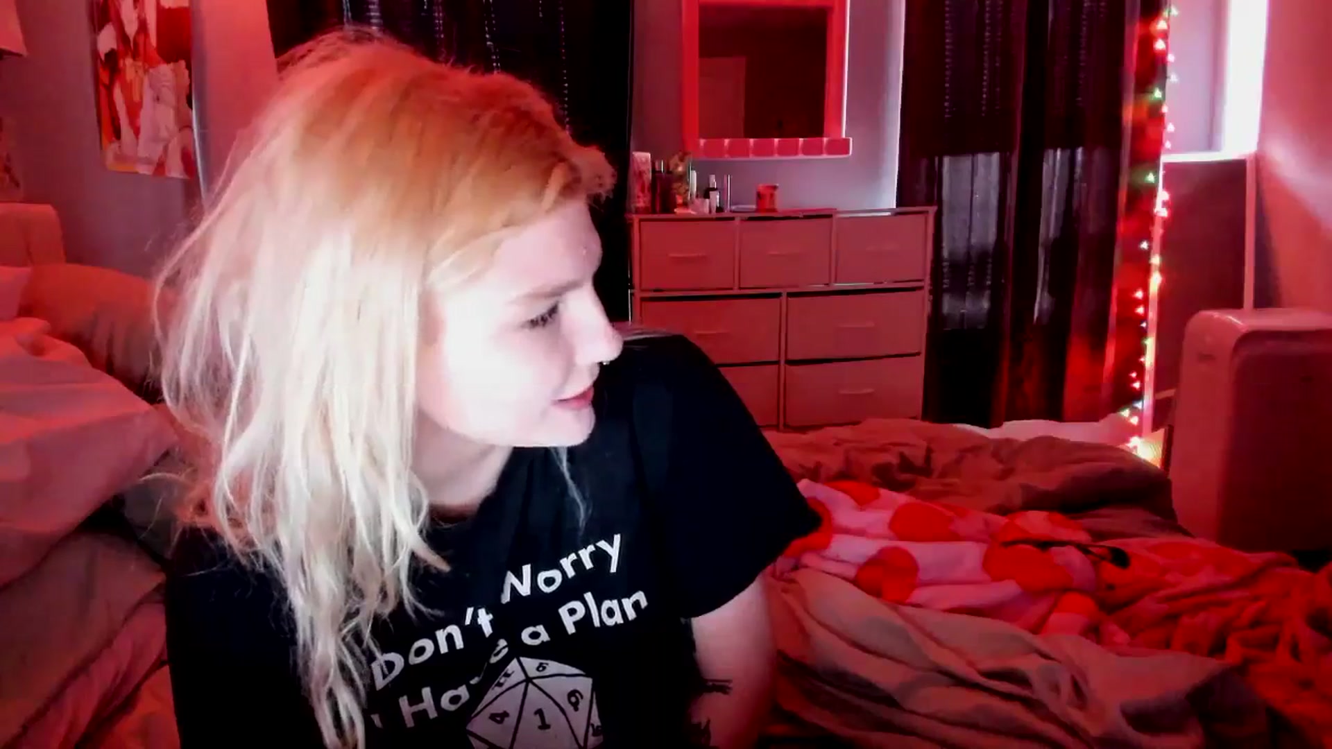 Gallery image thumbnail from DuckChan0's myfreecams stream on, 05/08/2026, 16:42 image 11 of 20