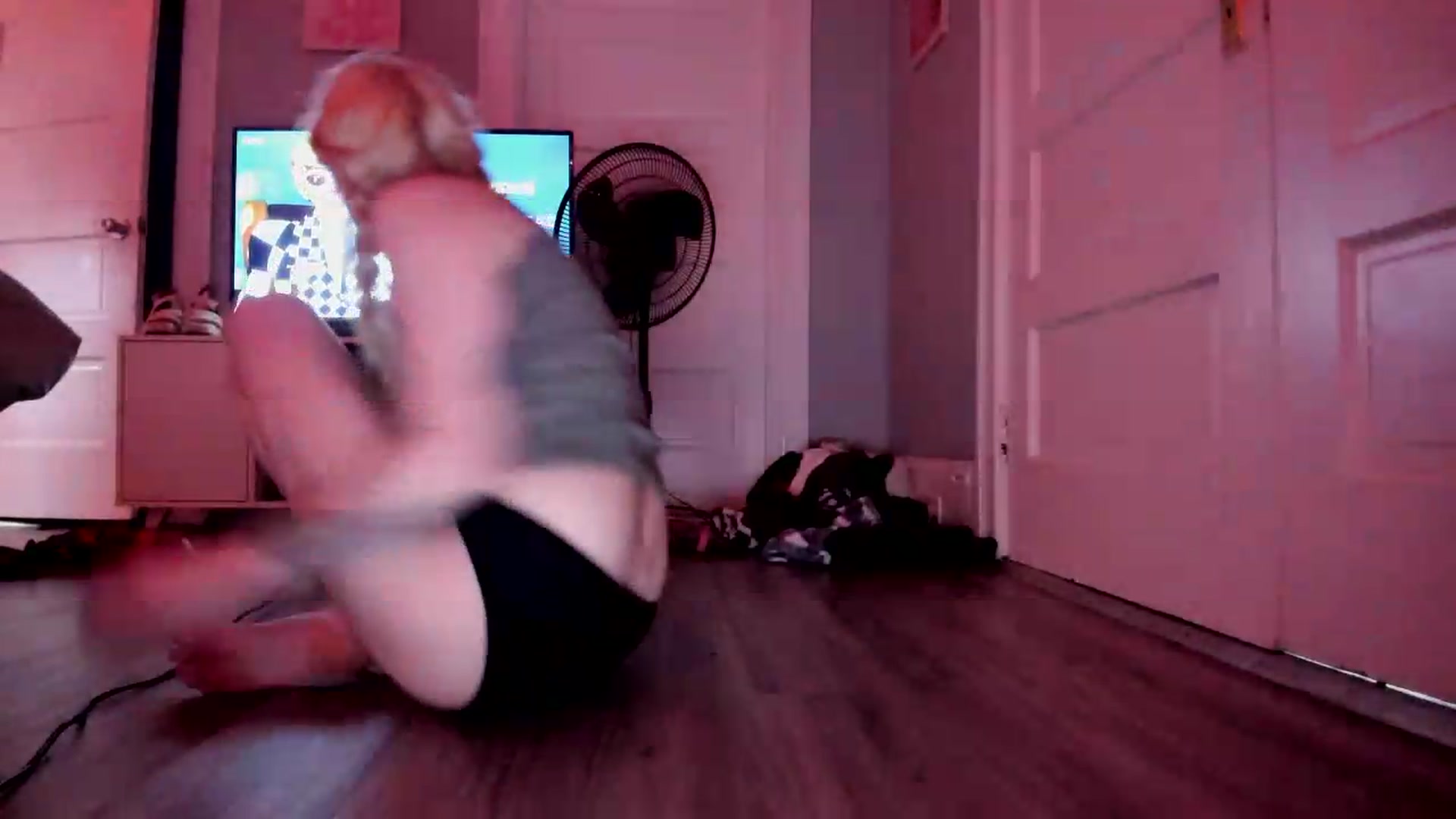 Gallery image thumbnail from DuckChan0's myfreecams stream on, 05/14/2026, 16:39 image 4 of 20