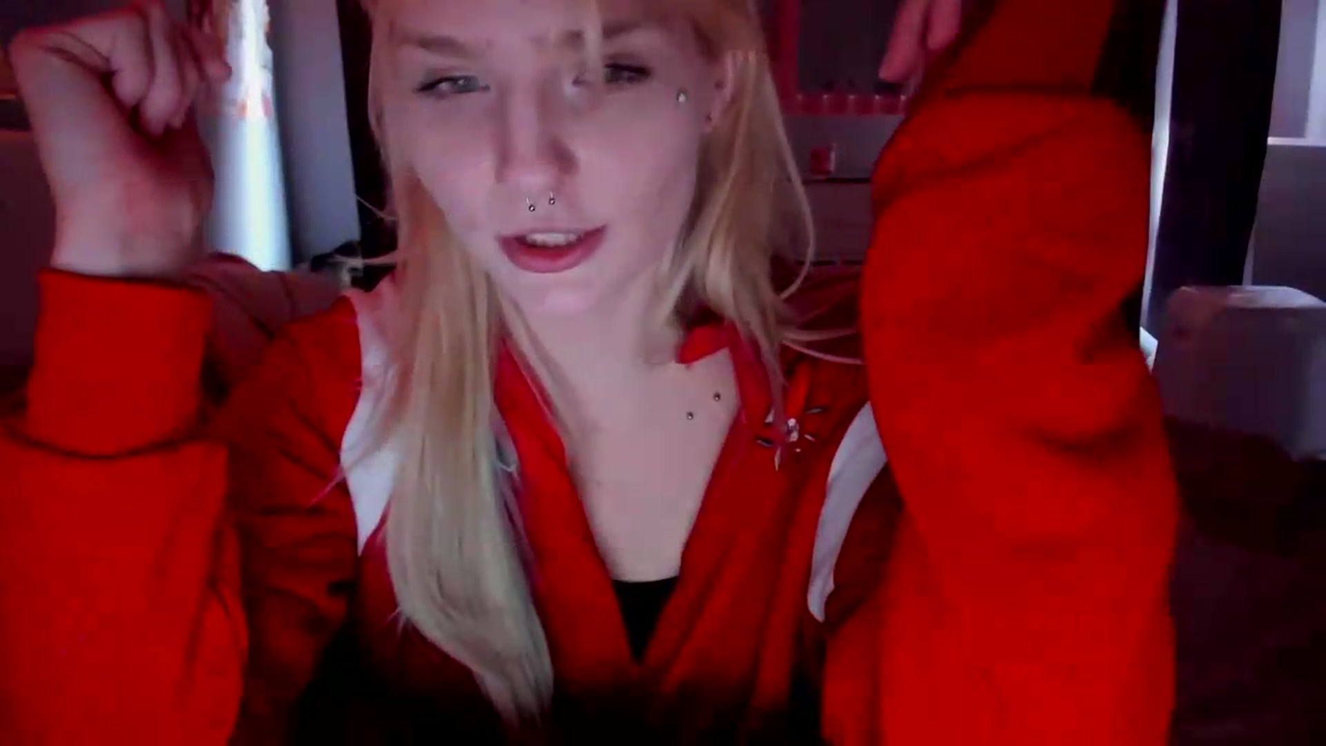 Gallery image thumbnail from DuckChan0's myfreecams stream on, 05/18/2026, 17:01 image 18 of 20