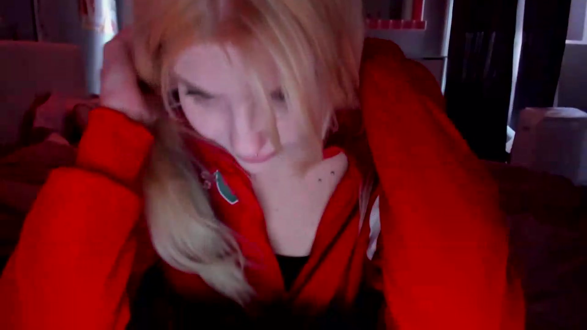 Gallery image thumbnail from DuckChan0's myfreecams stream on, 05/18/2026, 17:01 image 19 of 20