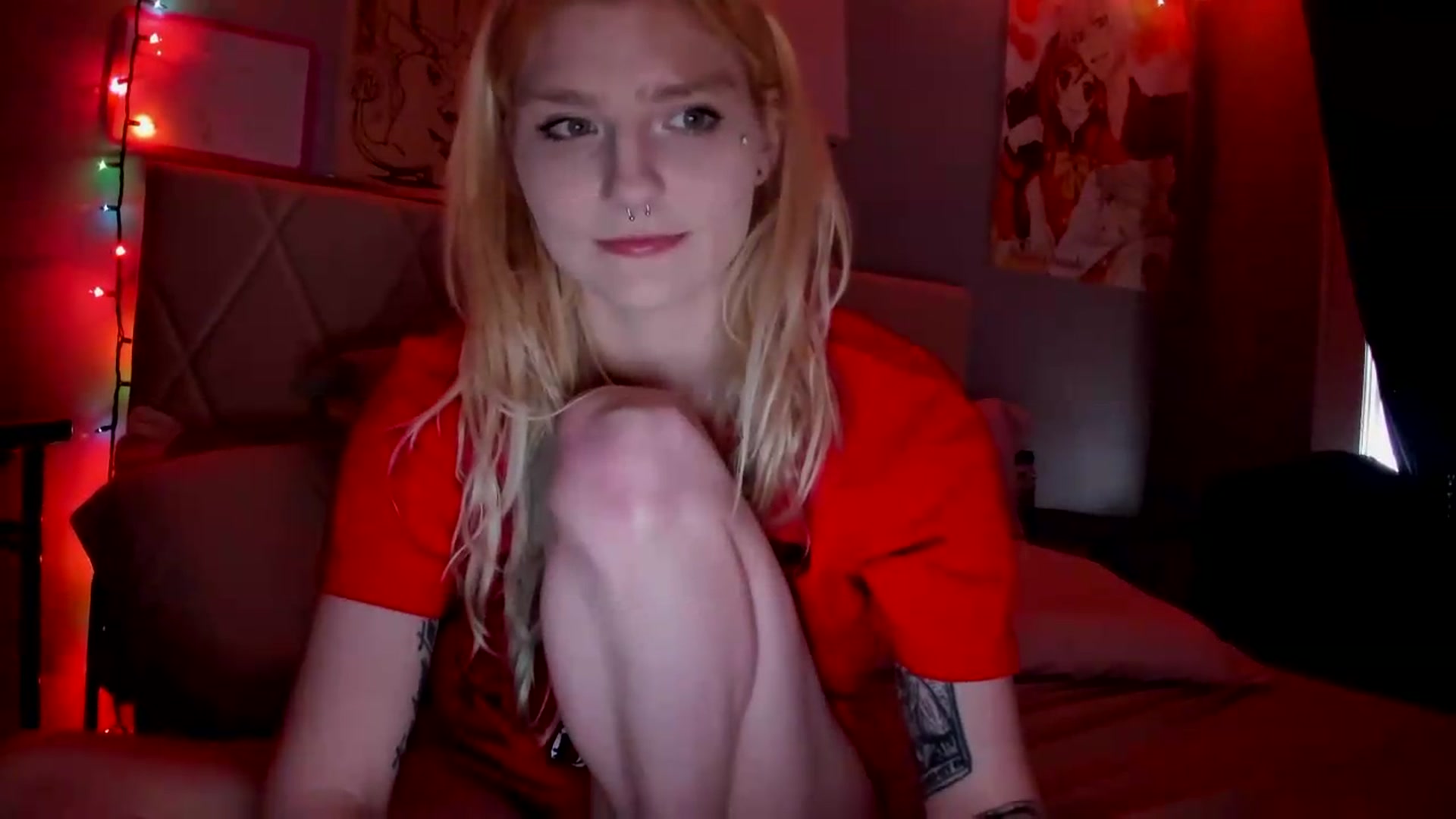 Gallery image thumbnail from DuckChan0's myfreecams stream on, 05/21/2026, 18:54 image 9 of 20